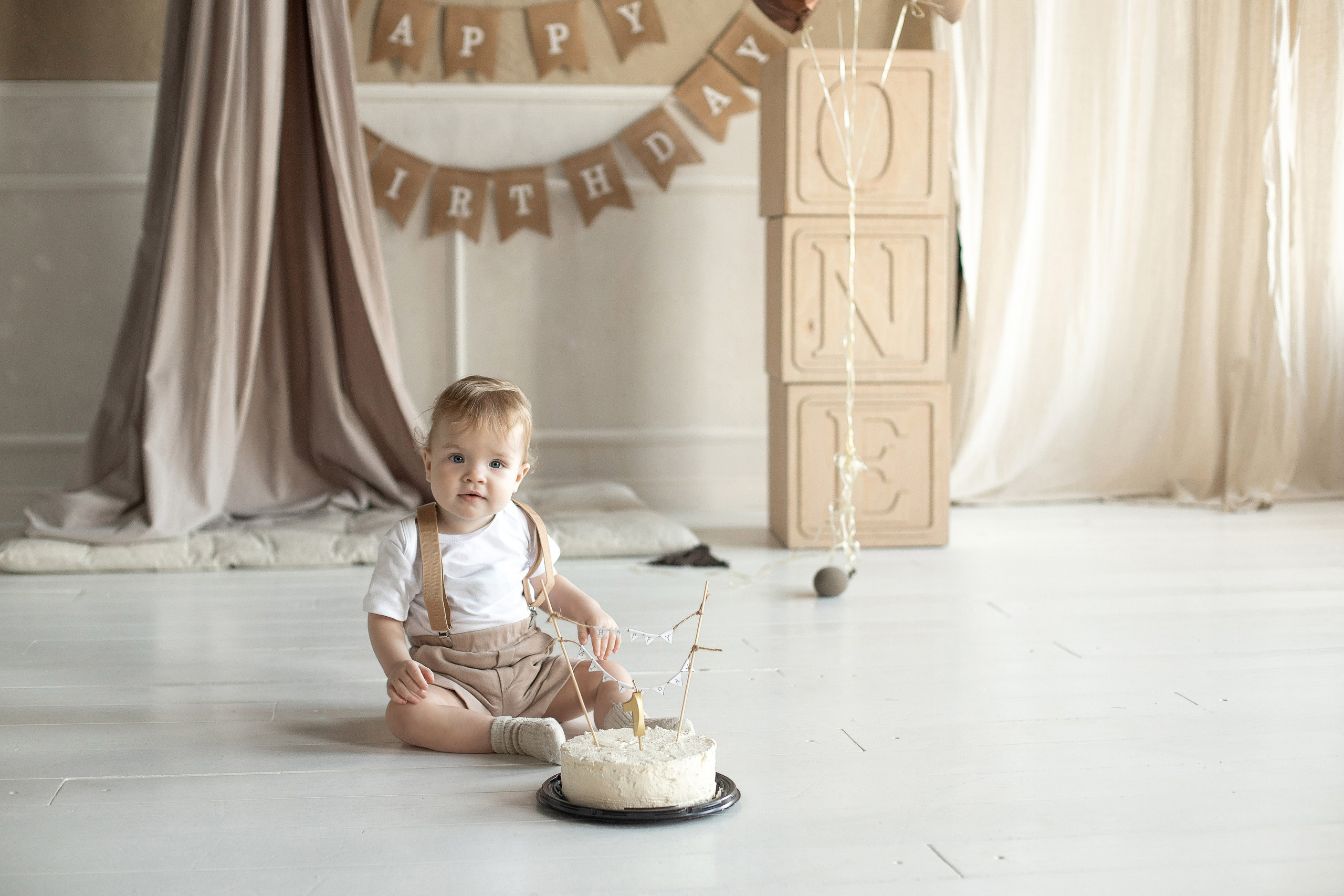 Годик малышу. Семейный и детский фотограф в Красноярске Анна Маюрова