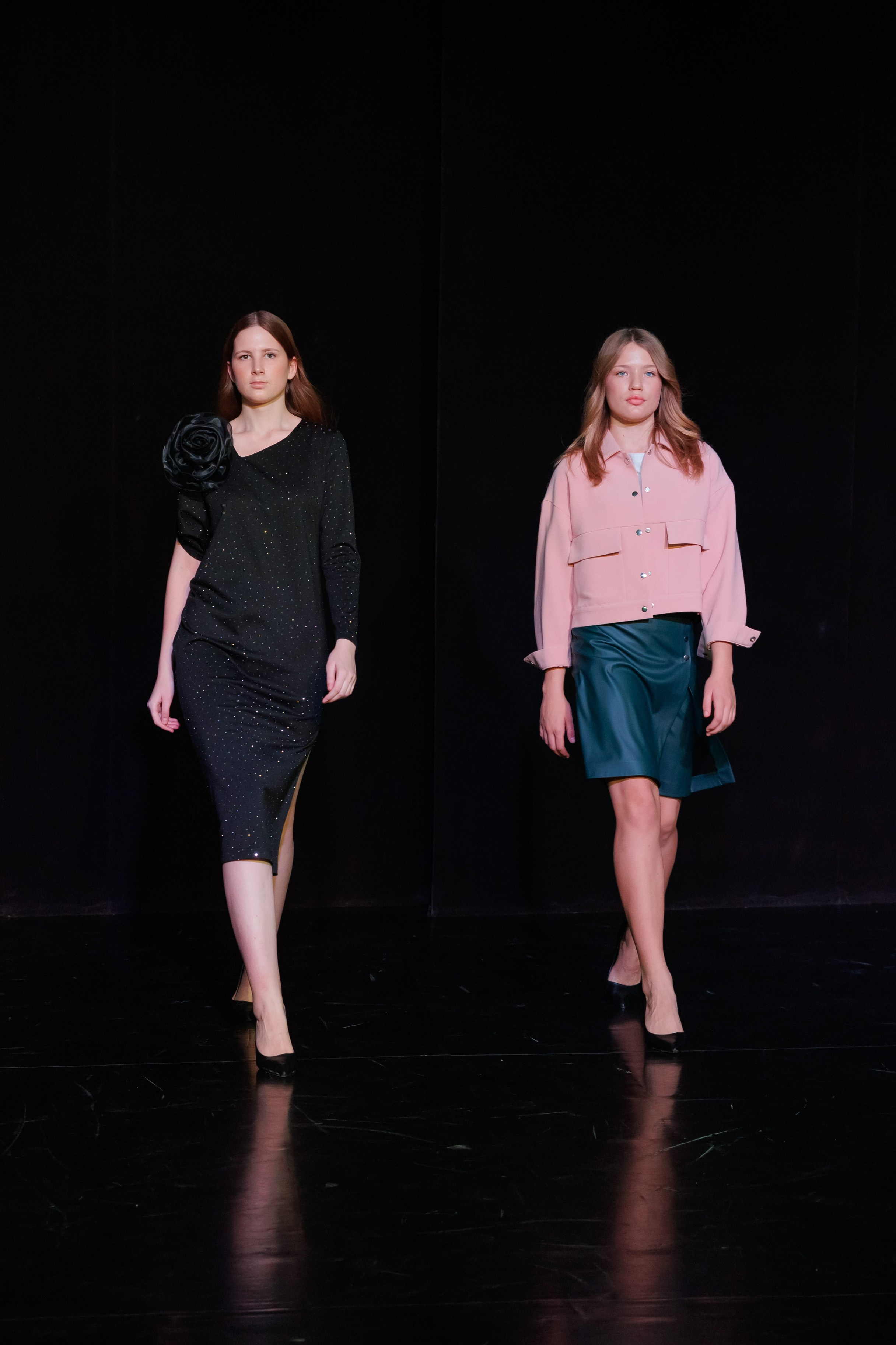 Показ коллекций Новосибирских дизайнеров для Fly Production. Фотограф Новосибирск — Наталья Гресь