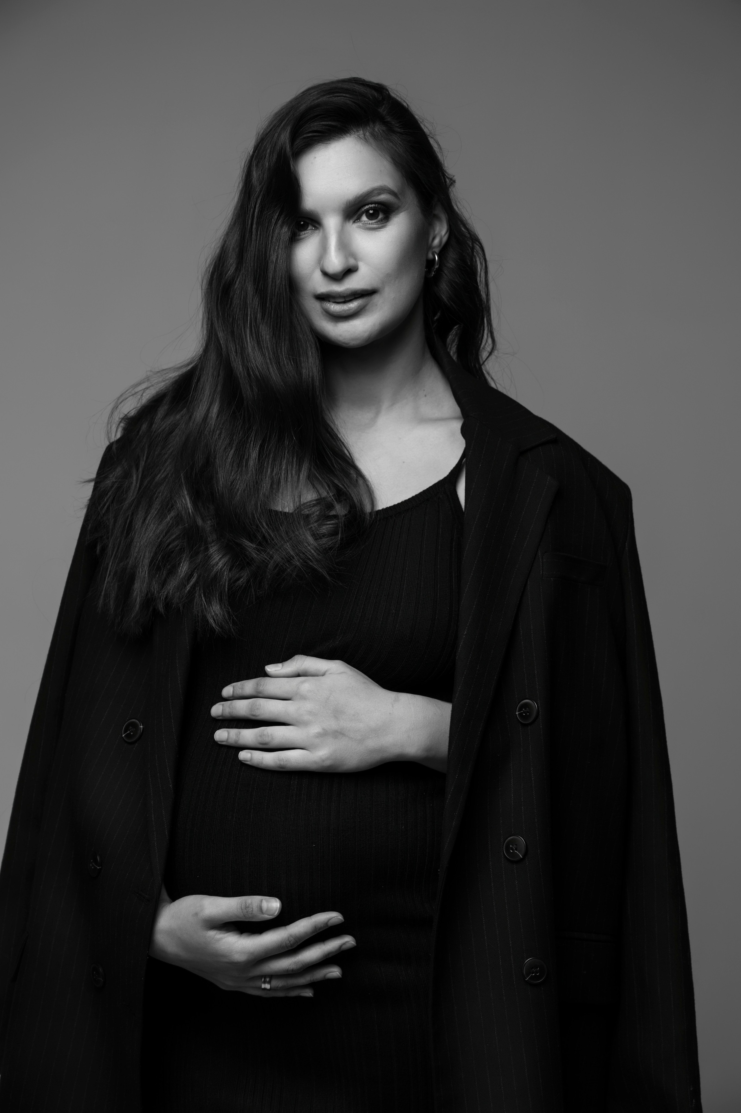 Кристина. Профессиональный фотограф беременности в СПБ. Стильные фотосессии беременности в стиле минимализм и классическая фотография