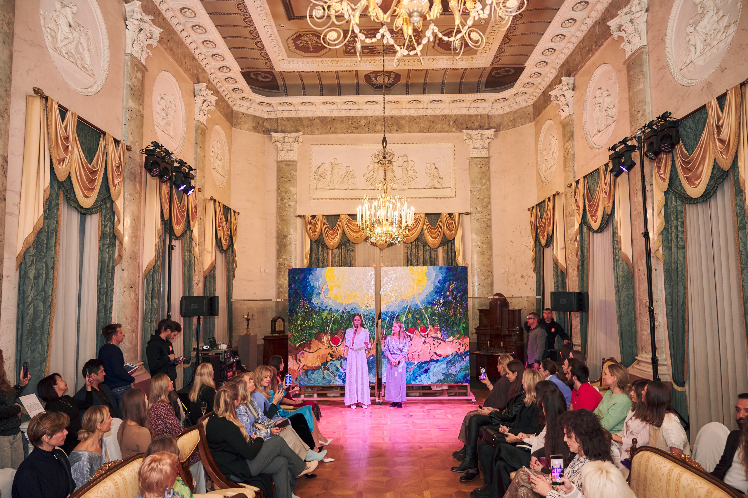 21.09.22 Люблино — Показ коллекции платьев. Никита Хохловский фото и видео продакшн