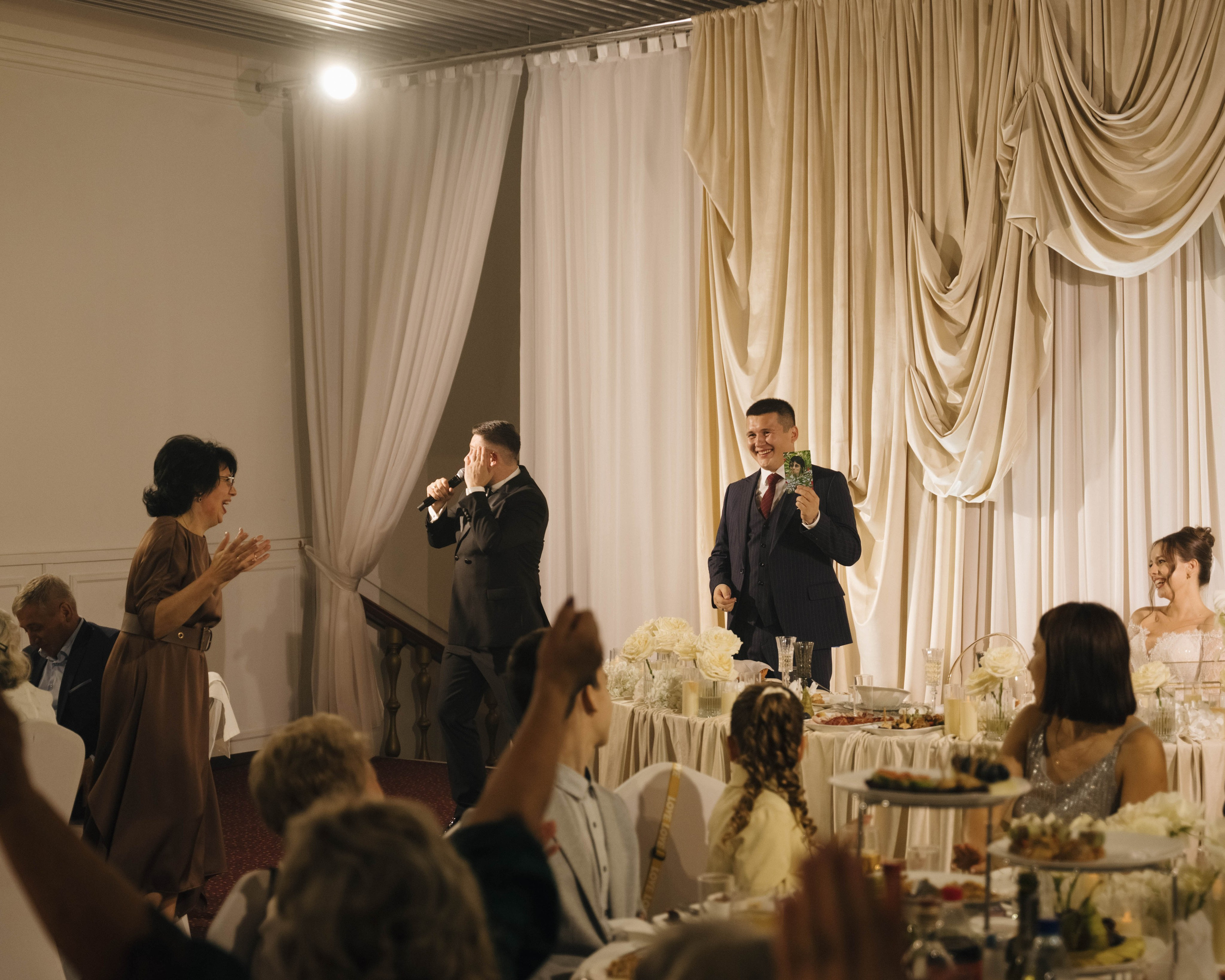 ЛЮБОВЬ, СМЕХ И МНОГО ТАНЦЕВ. Фотограф в Тюмени Марьяна Чирикова