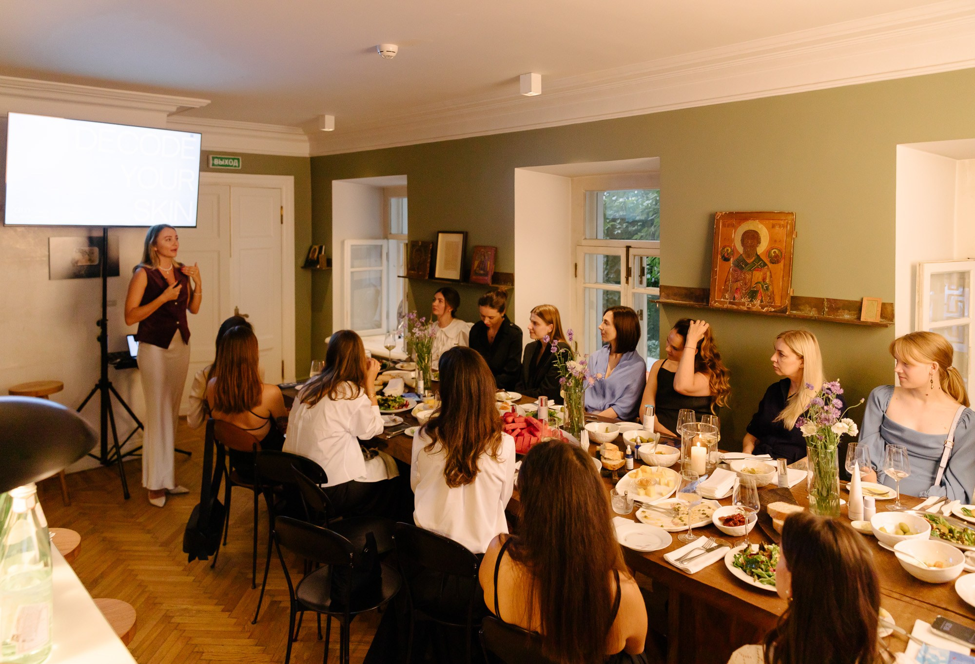 Встреча-лекция с основательницей бренда 'AM CODE Александрой Малаховой в Рихтере. Фотограф-видеограф в Москве