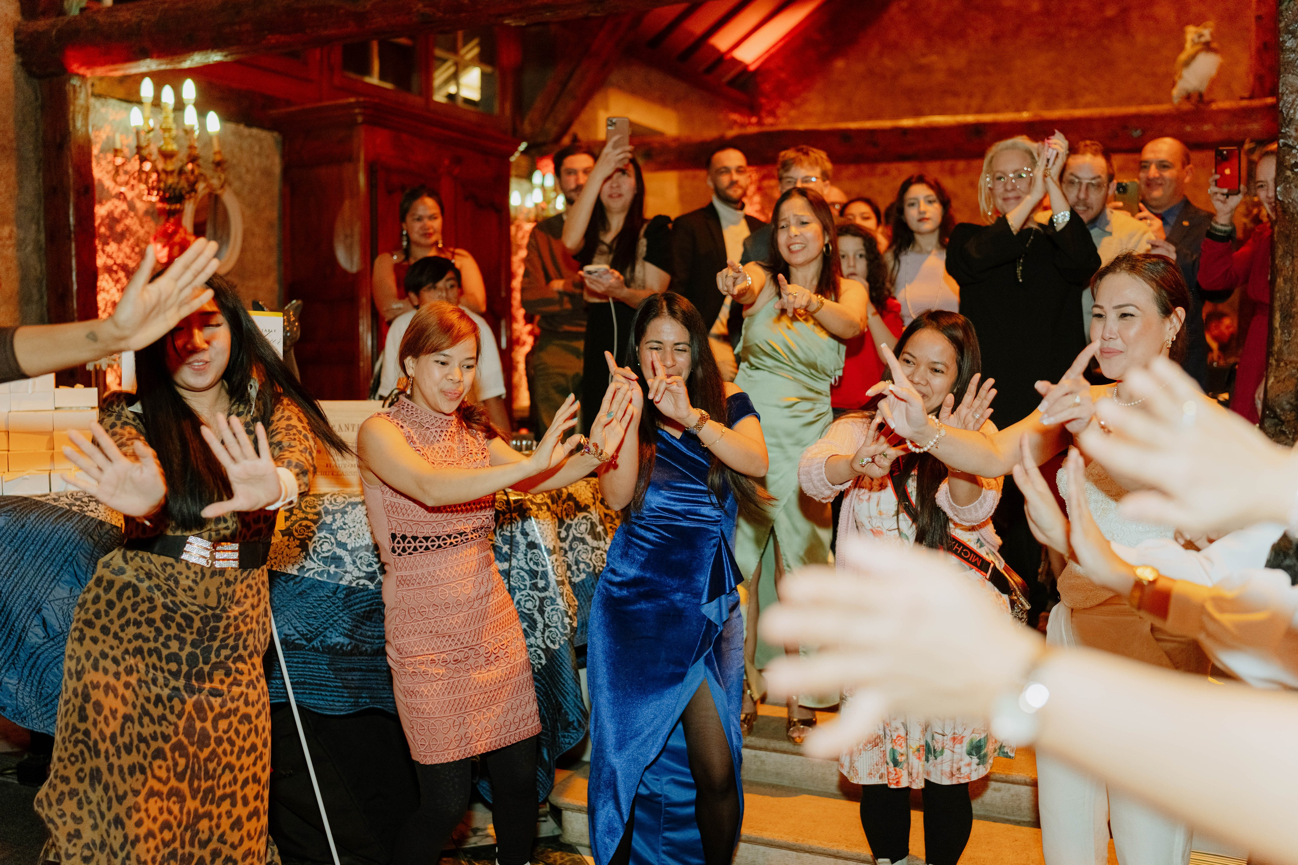 Diana & Quentin | Valleiry, France. Профессиональный свадебный фотограф в Женеве и Швейцарии | Таня Вовчецкая