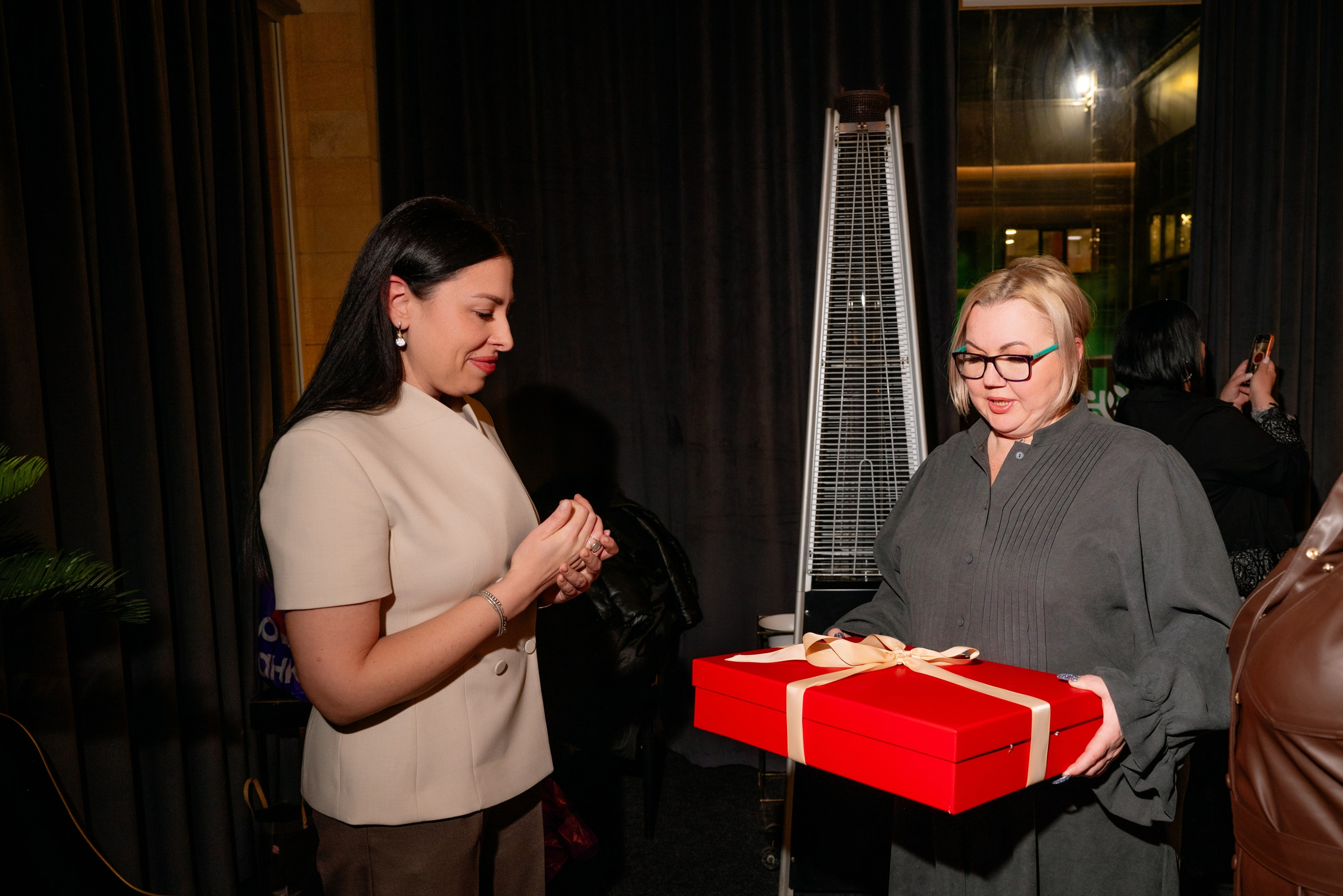 День Рождения SkyGarden. Фотограф в Саратове и Энгельсе — Склярова Дарья