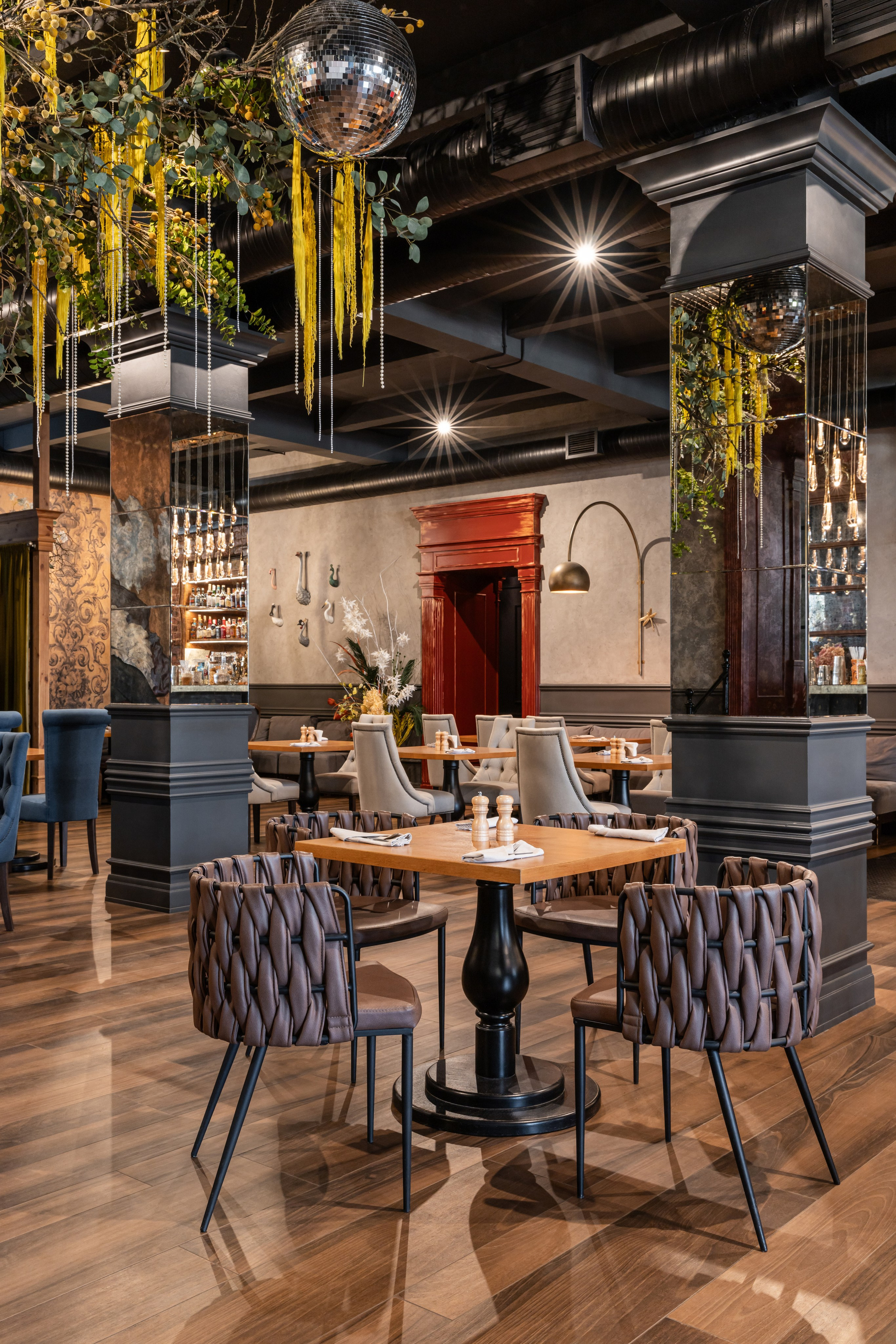 Stolbunova Design — ресторан Великан в Иванове. Наталья Летунова — интерьерный фотограф в Иванове