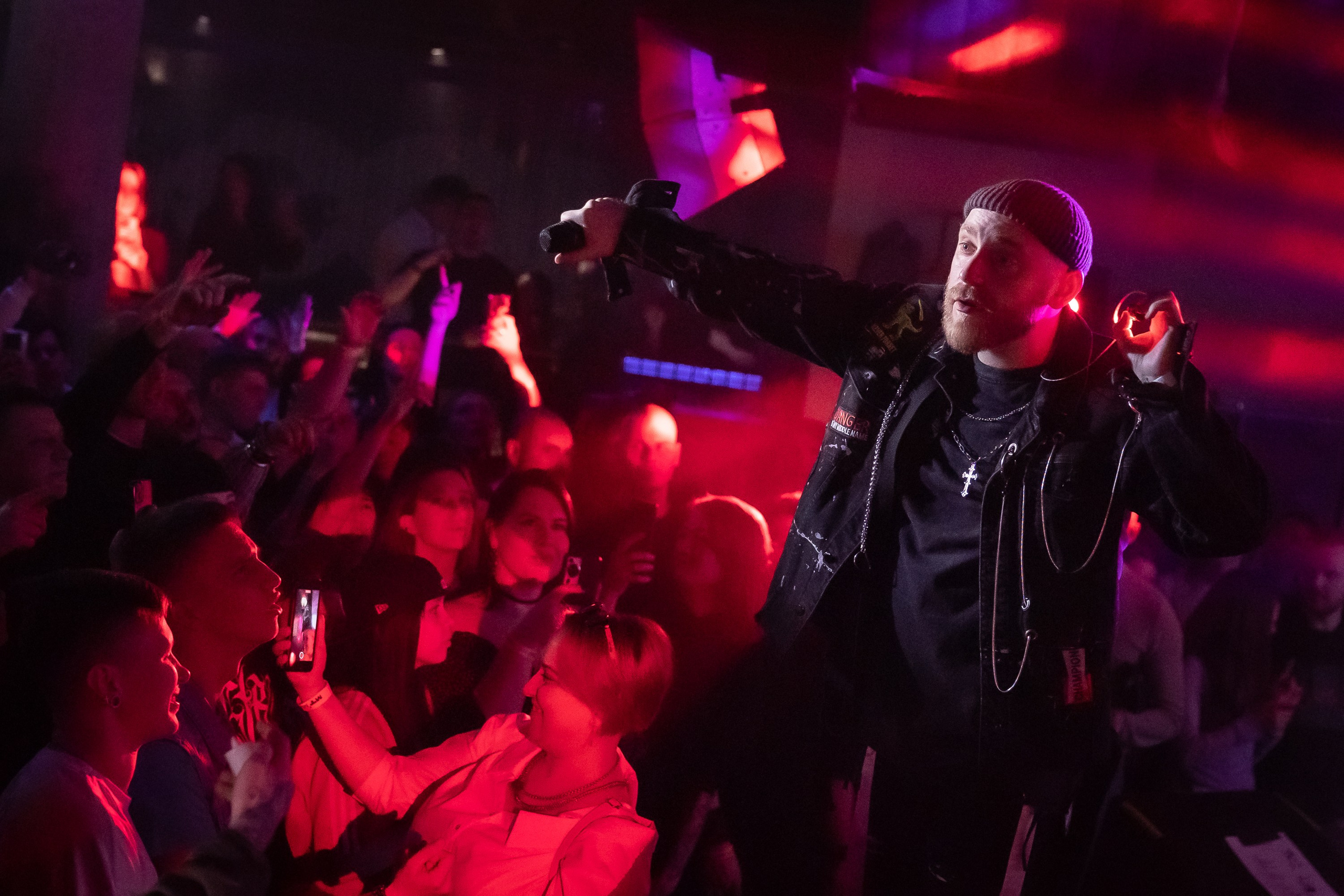 Концерт альтернатив метал группы iOSTRA в «Music bar Мумий Тролль» Москва. Фотограф Владимир Охрименко