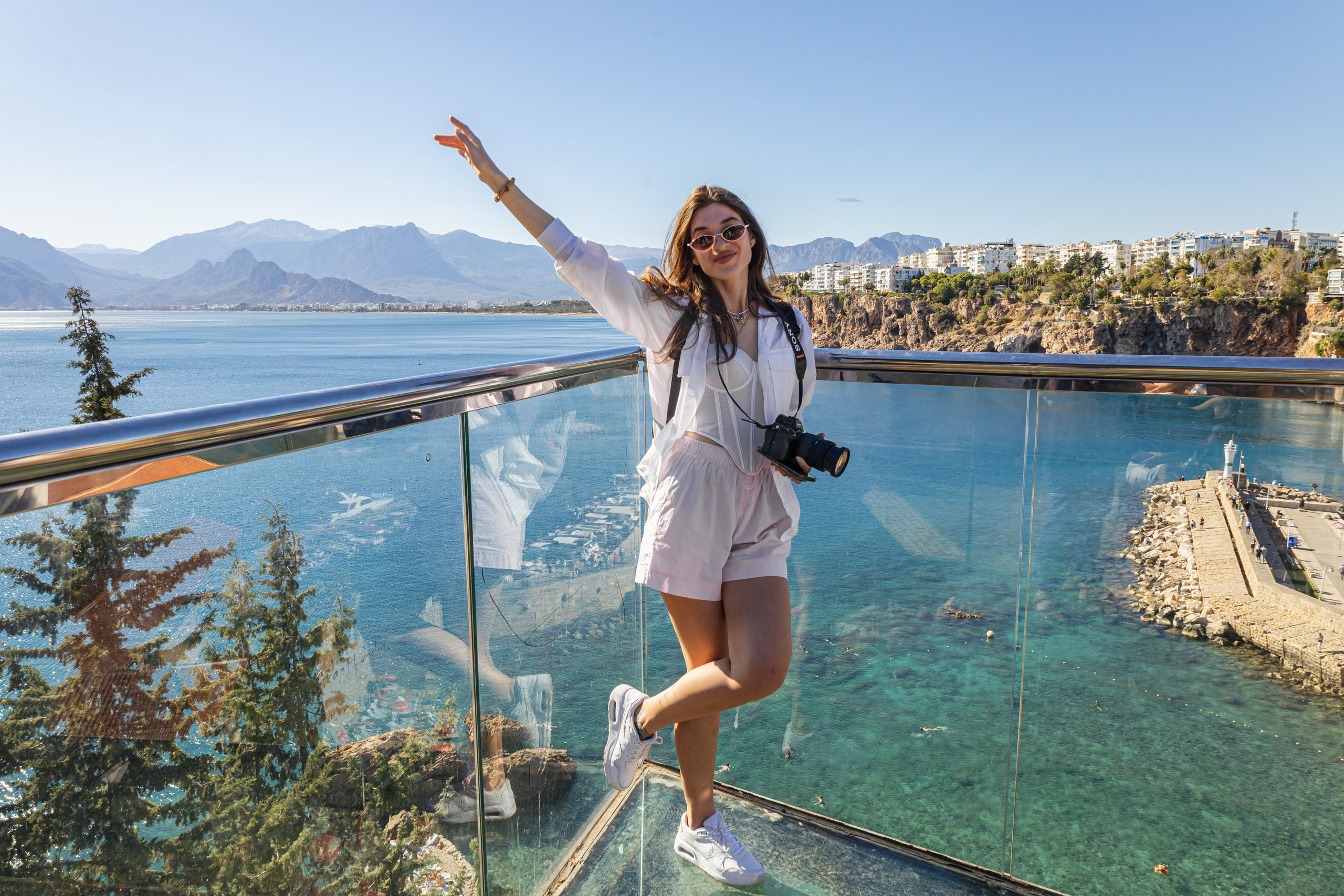 Фотографы. Фото департамент круизного лайнера Астория Гранде