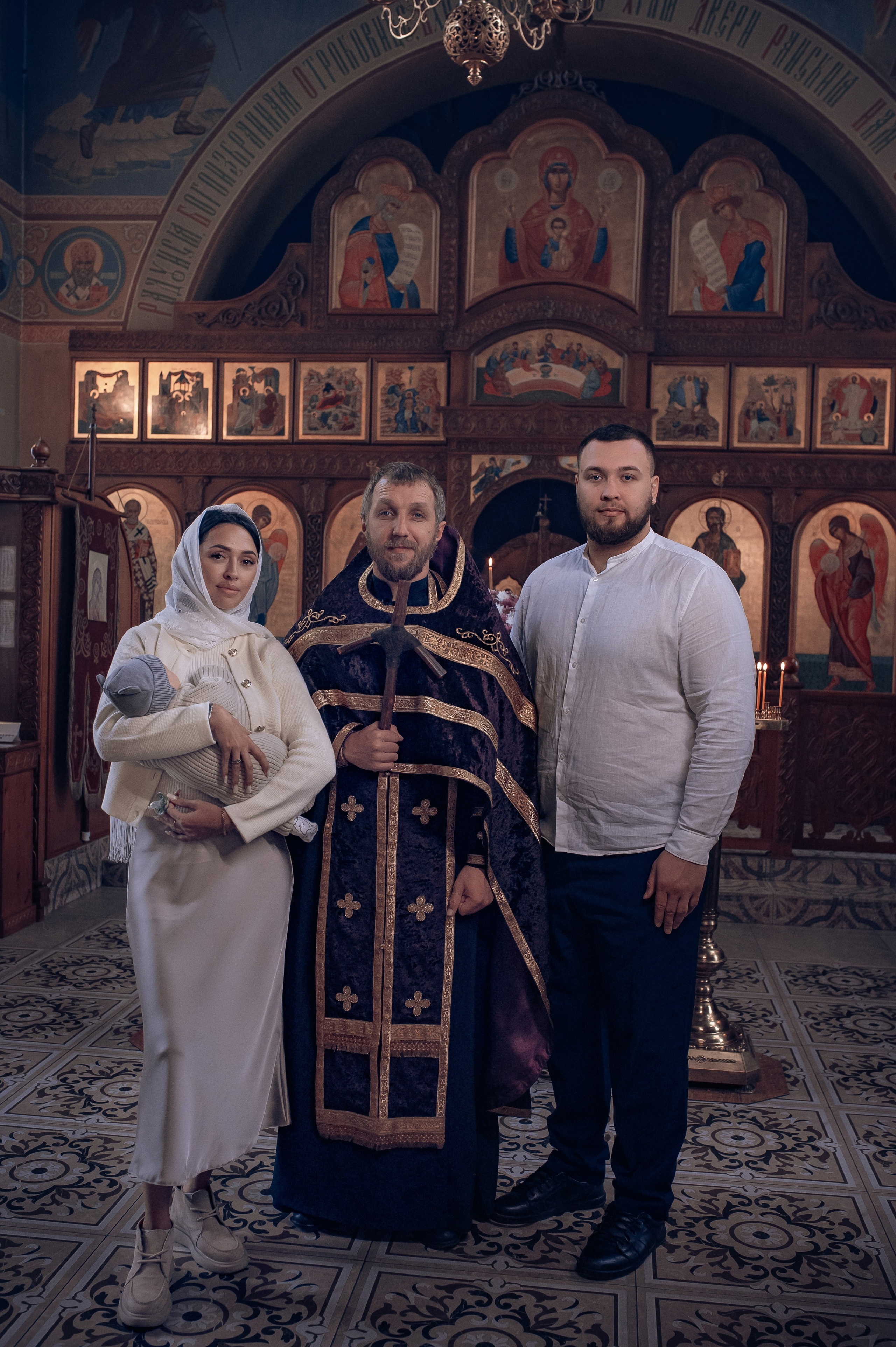 Крещение Мирона в Веденском хаме Березовка. Фотографы крещения/венчания  Красноярск Татьяна и Вячеслав Переваловы