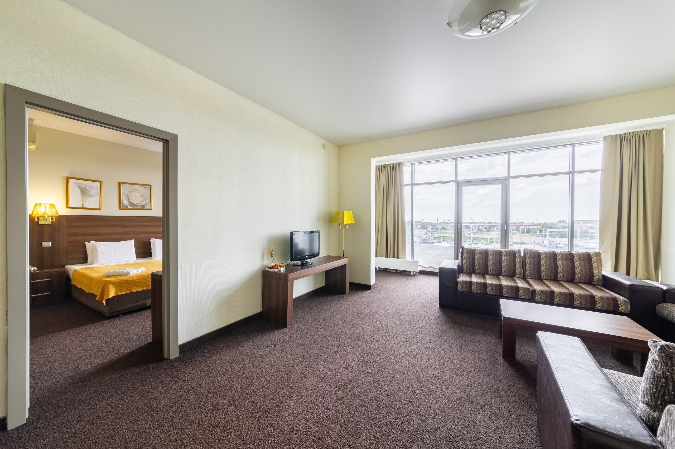 Отель «Золотой Затон» г. Астрахань. Интерьерный фотограф Рафаэль