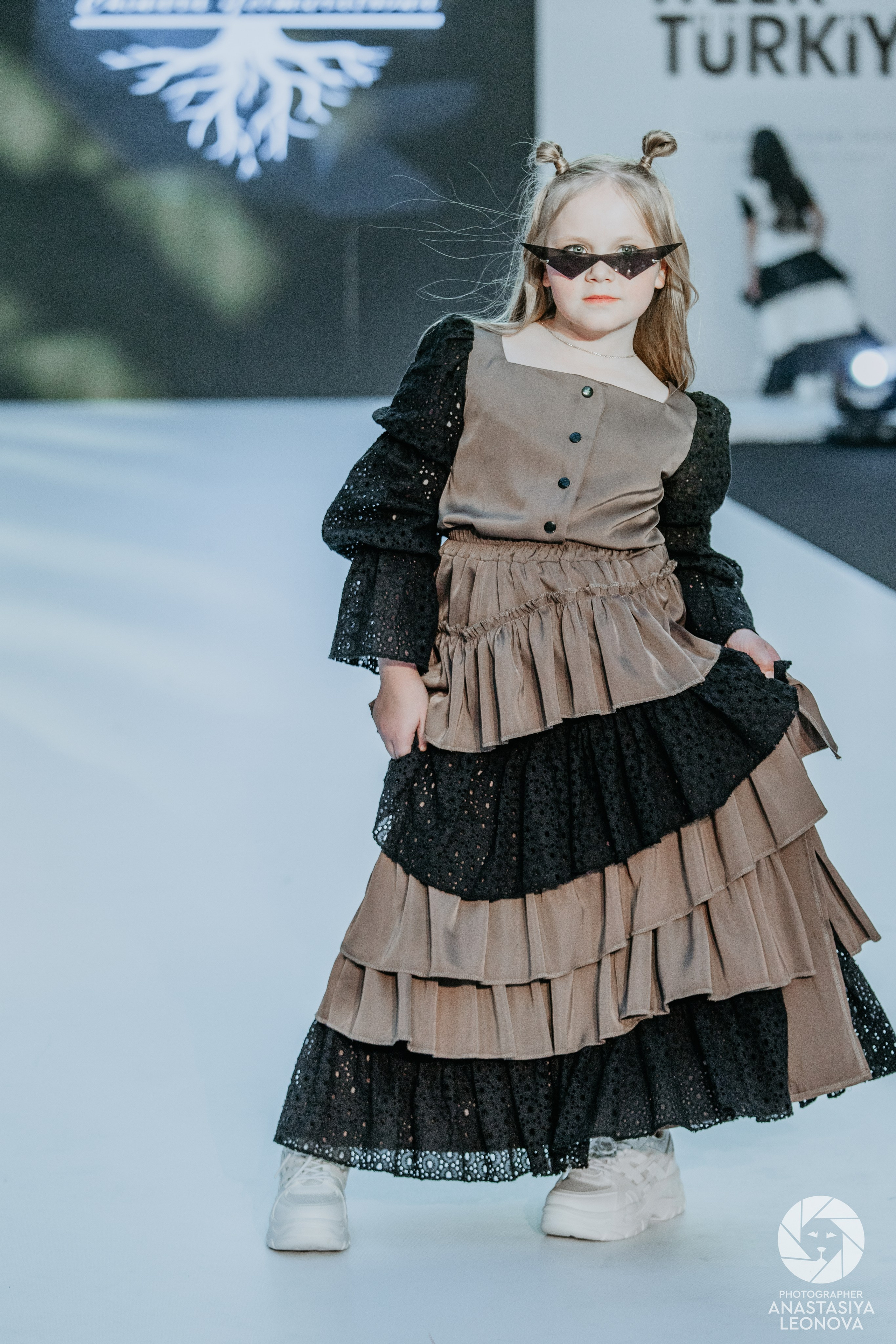 Fashion Week Türkiye [spring, 2025]. Anastasia Leonowa