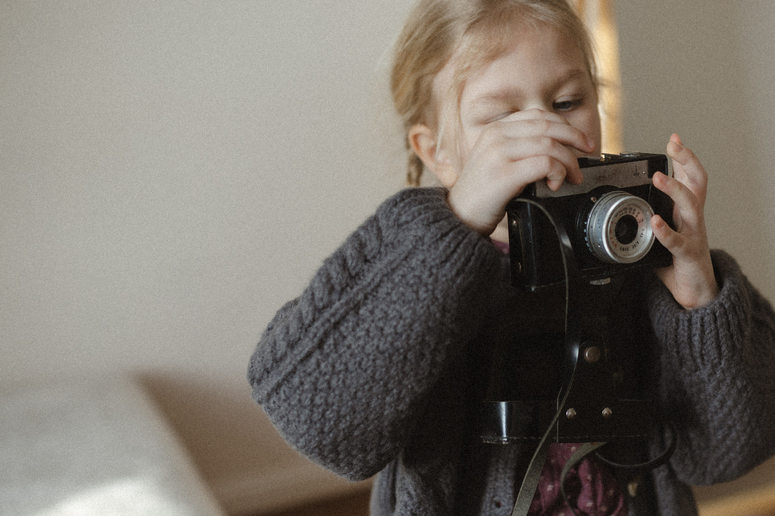 Лера Мира и клубничное варенье. Семейный фотограф в Москве Алина Савченко