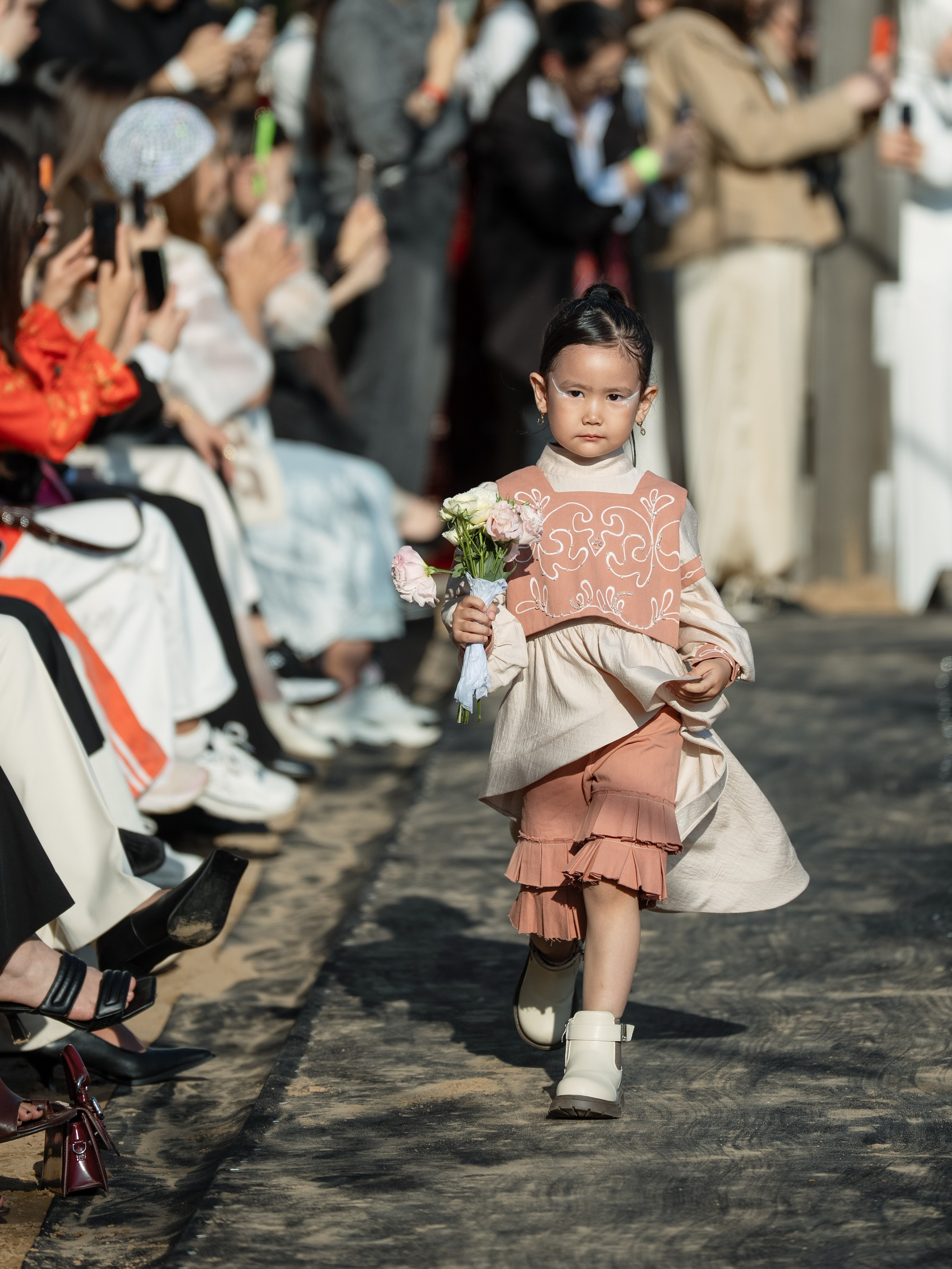 Brand Darideiya. Сайт Алматинского НЮ АРТ, будуар и фэшн фотографа Дениса Карпенко