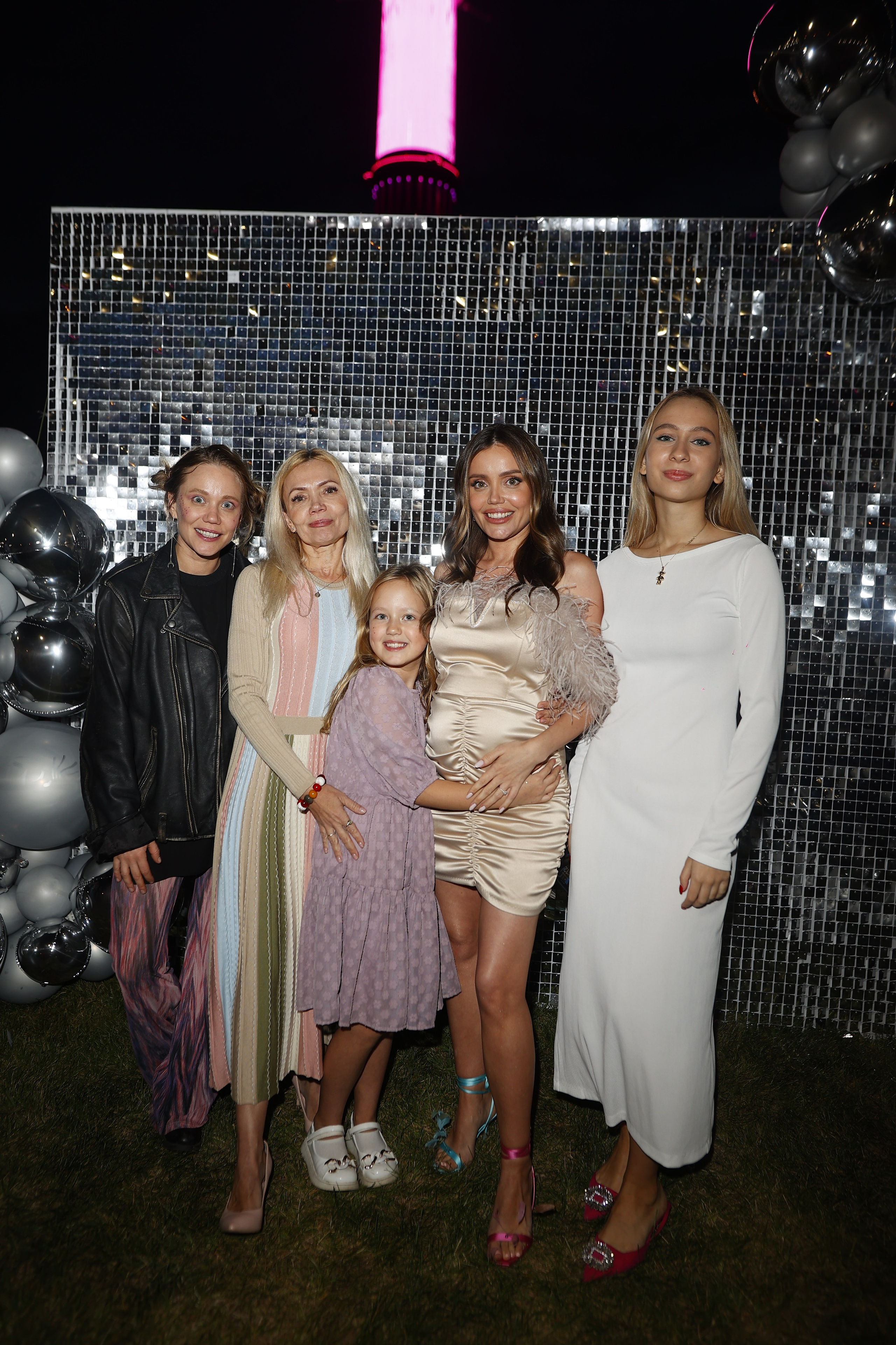 GENDER PARTY АССОЛЬ И ST. Nikolskayasecular