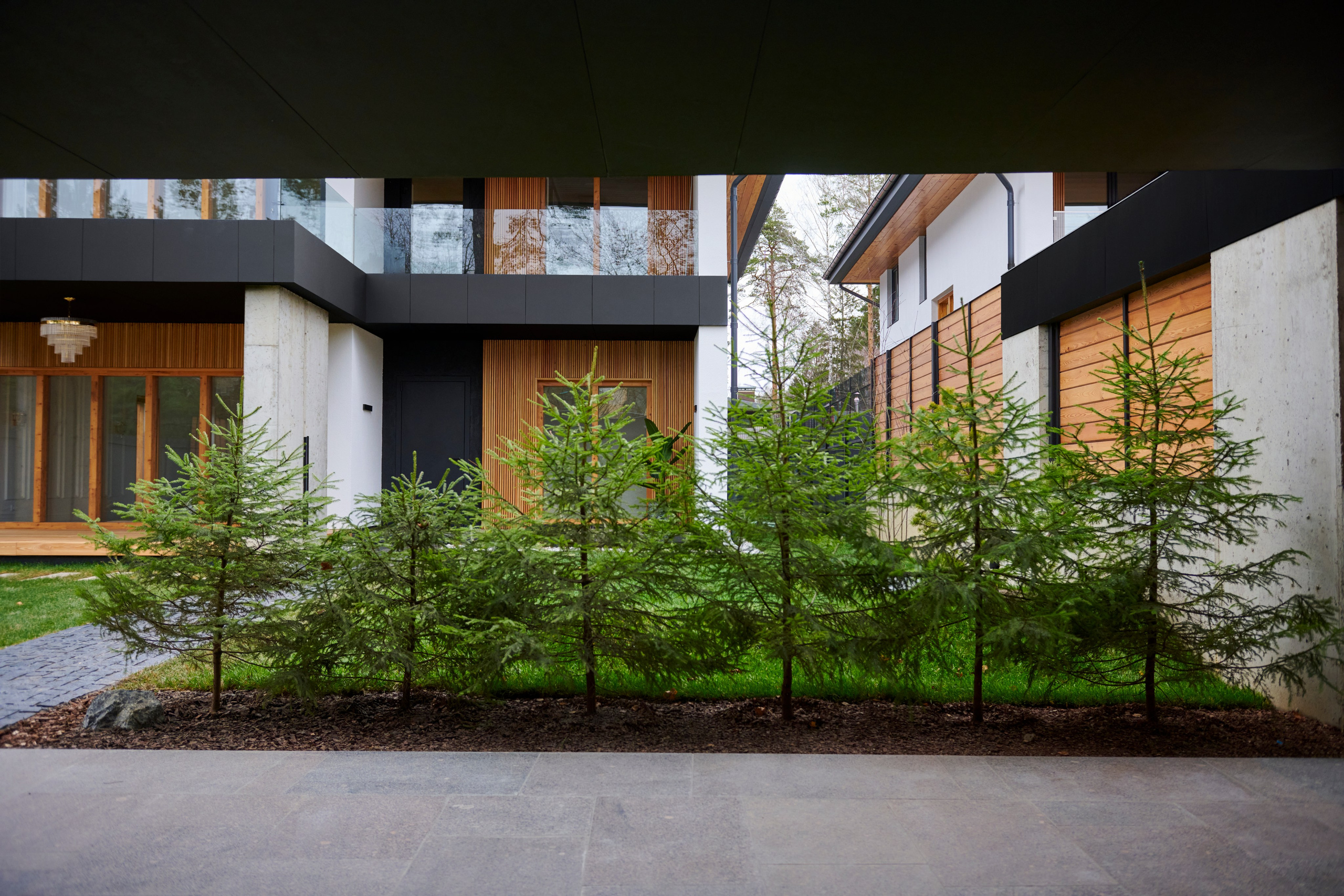 Дом на продажу в начале Весны. Фотограф для дизайнеров, застройщиков и бизнеса — интерьеры и архитектура — Роман Свободный в Москве и по России