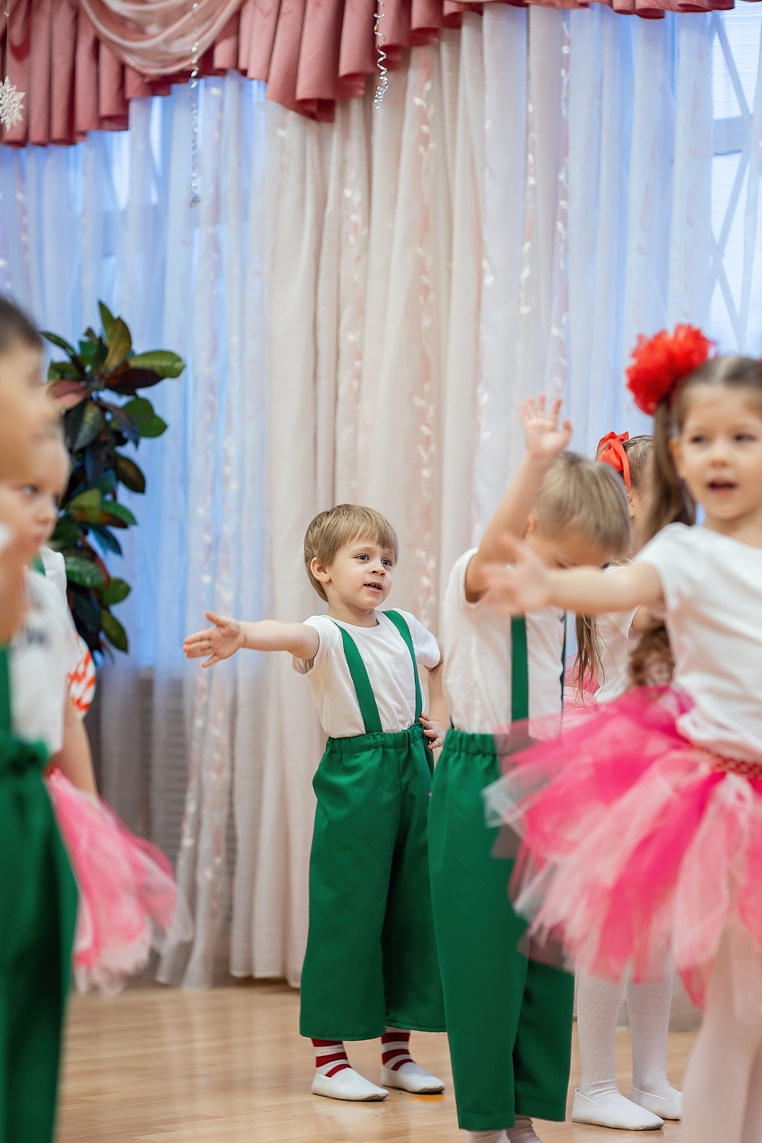 Утренник_"Карамельная фабрика» 2024. Семейный фотограф в Санкт-Петербурге