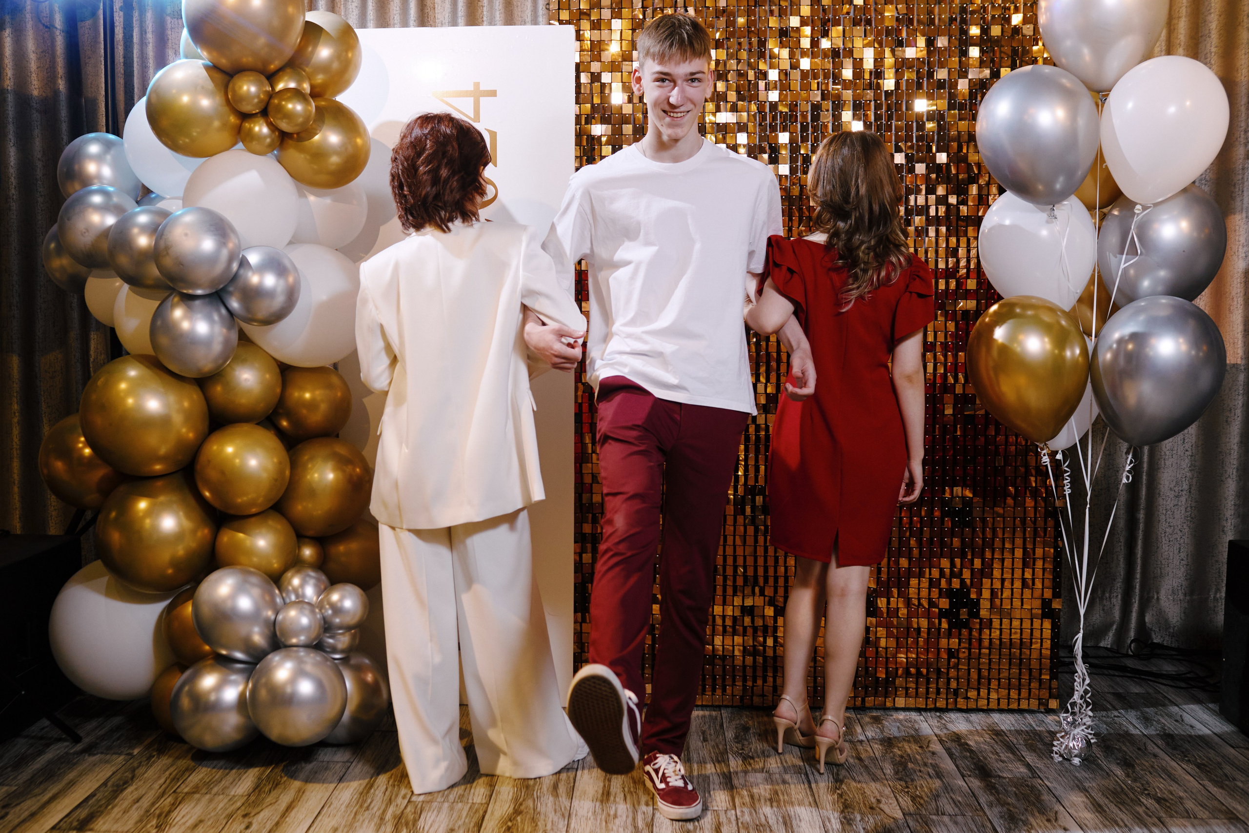 Выпускной 11кл. Портретный и свадебный фотограф в Екатеринбурге Владимир ЛузинЛузин