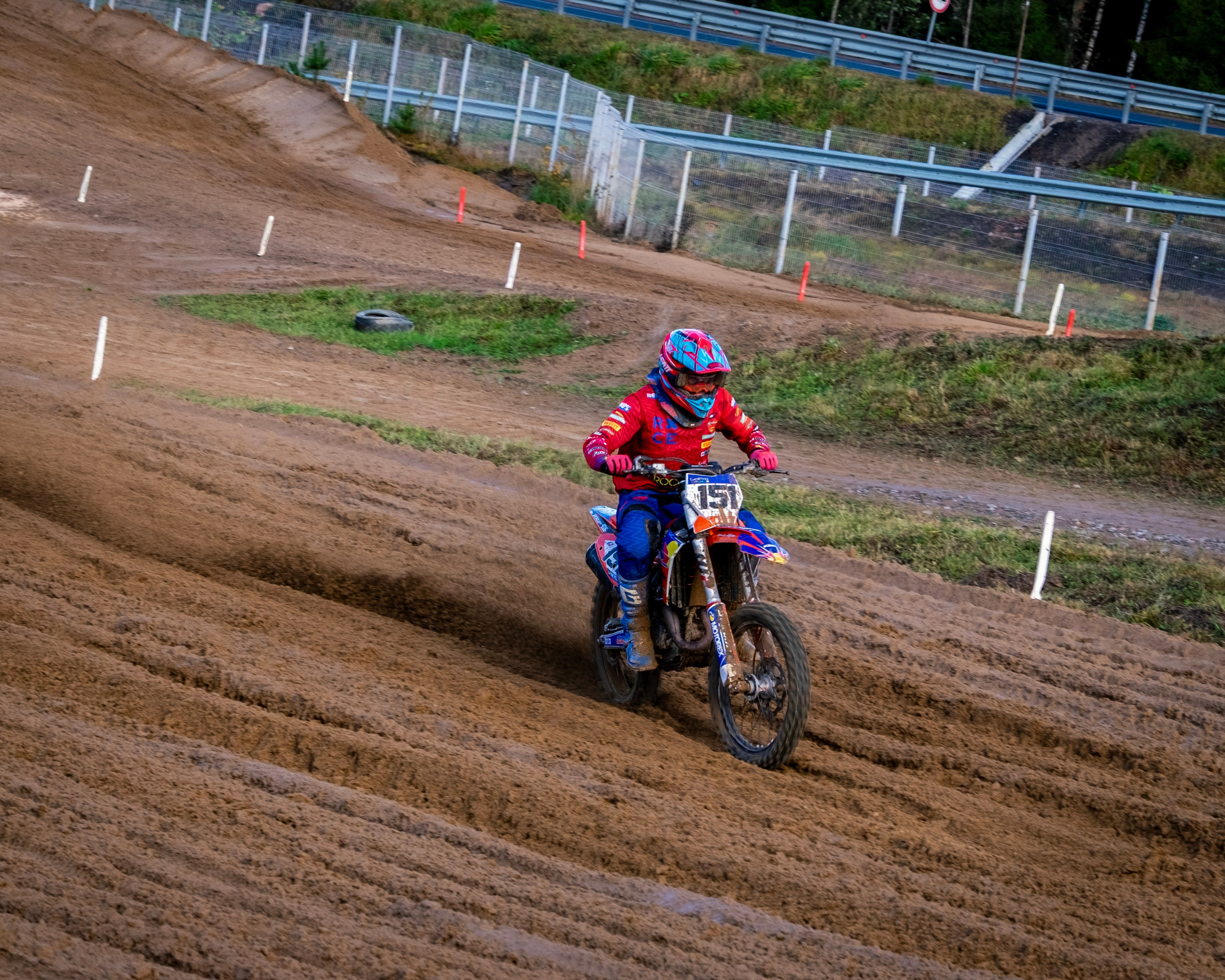 Мотокросс (Игора Драйв). Автомобильные фотографии и рисунки в Санкт-Петербурги Пашков Дмитрий
