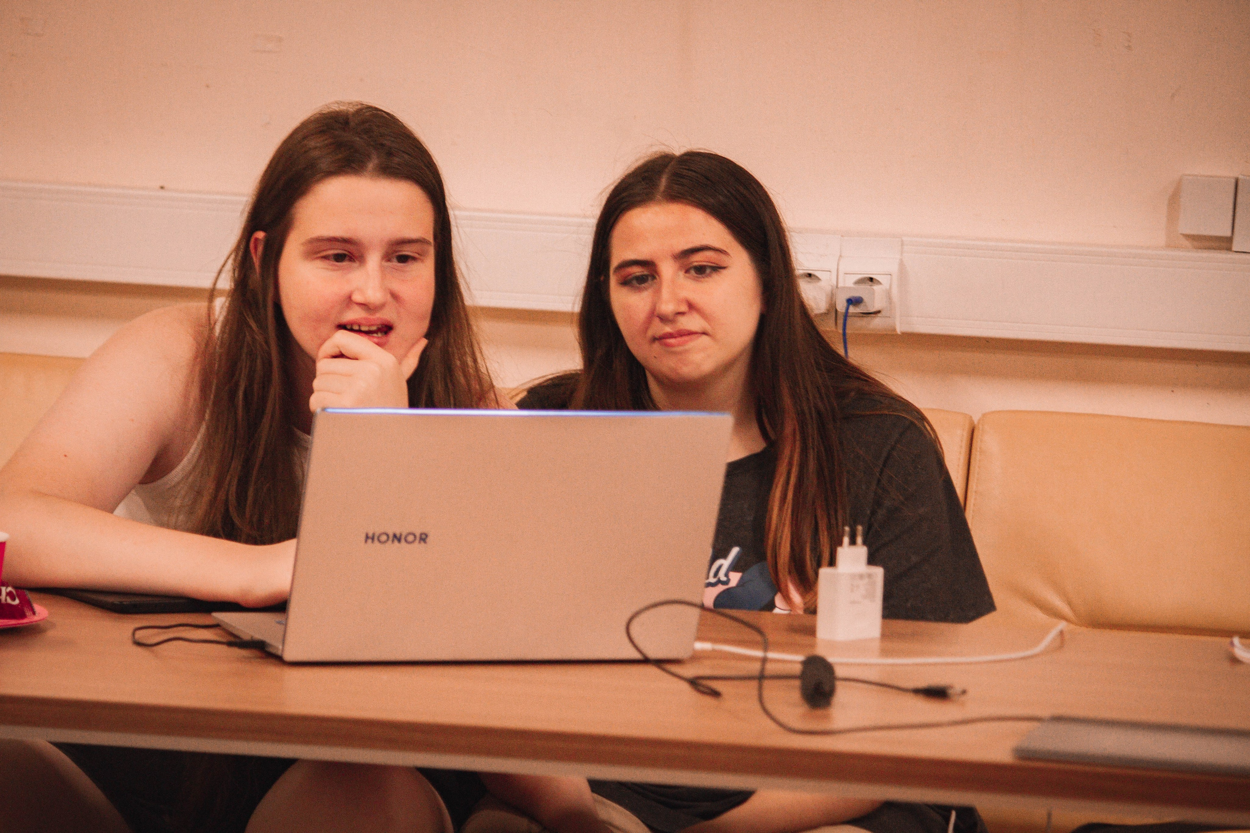 ЖЕНСКИЙ ГЕЙМДЖЕМ — Творческий сбор разработчиц. Создадим шедевр? Виталина и её фотоискусство