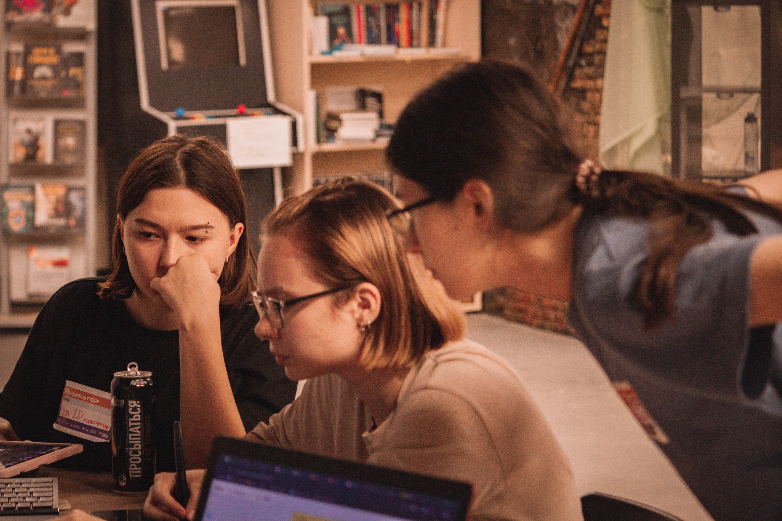 ЖЕНСКИЙ ГЕЙМДЖЕМ — Творческий сбор разработчиц. Создадим шедевр? Виталина и её фотоискусство