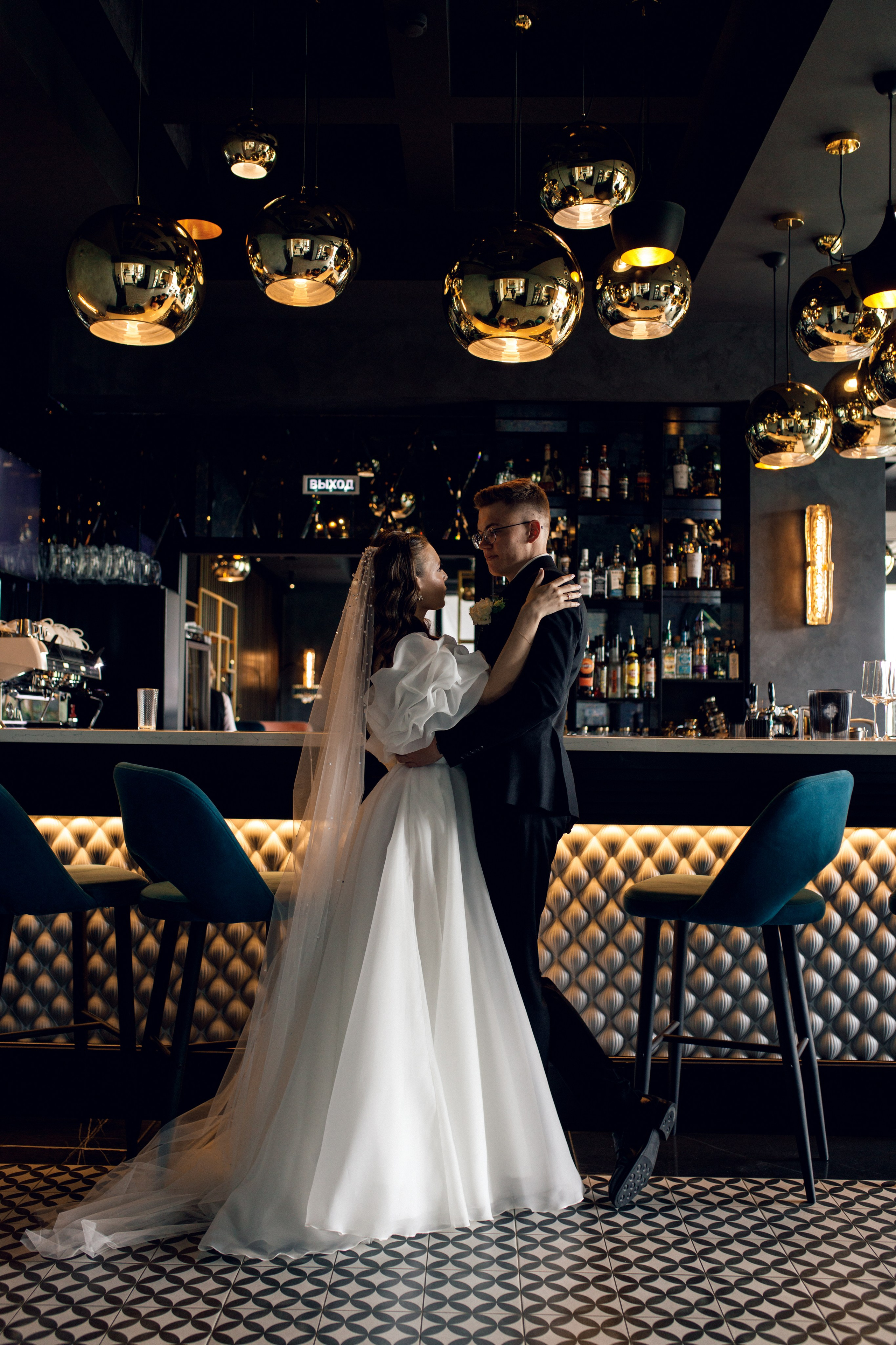 Свадебные съемки. Fashion и контент-фотограф в Москве Антон Попелнуха