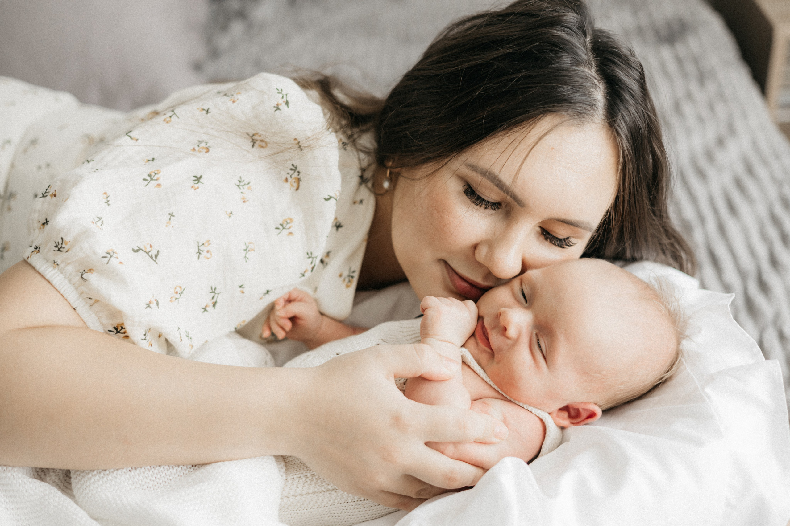 Лева 1 мес с мамой. Фотограф новорождённых Екатерина Боброва