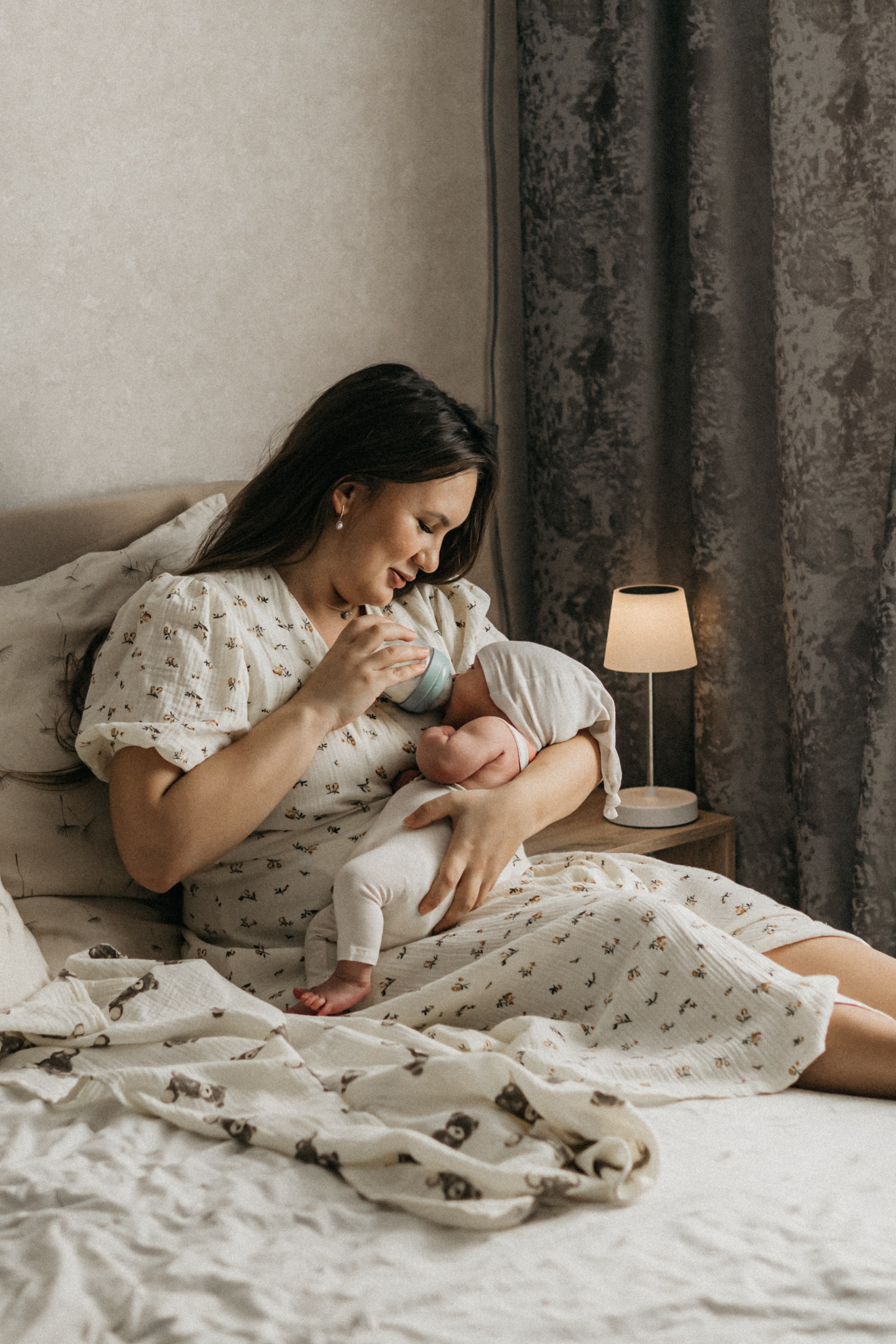 Лева 1 мес с мамой. Фотограф новорождённых Екатерина Боброва