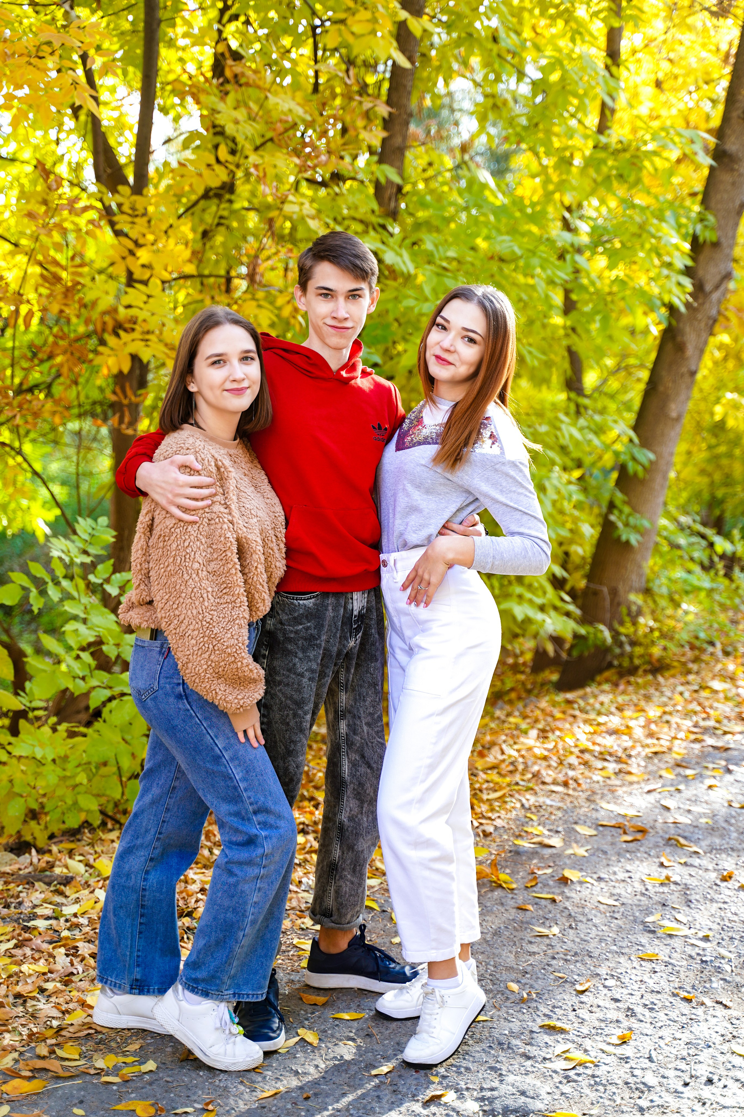 9 — 11 классы. Фотографы в г. Астрахань Сергей и Елена Бовтуновы