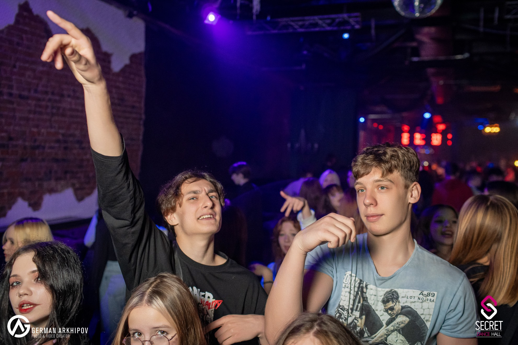 #don"t_stop_dancing — Secret Dance Hall