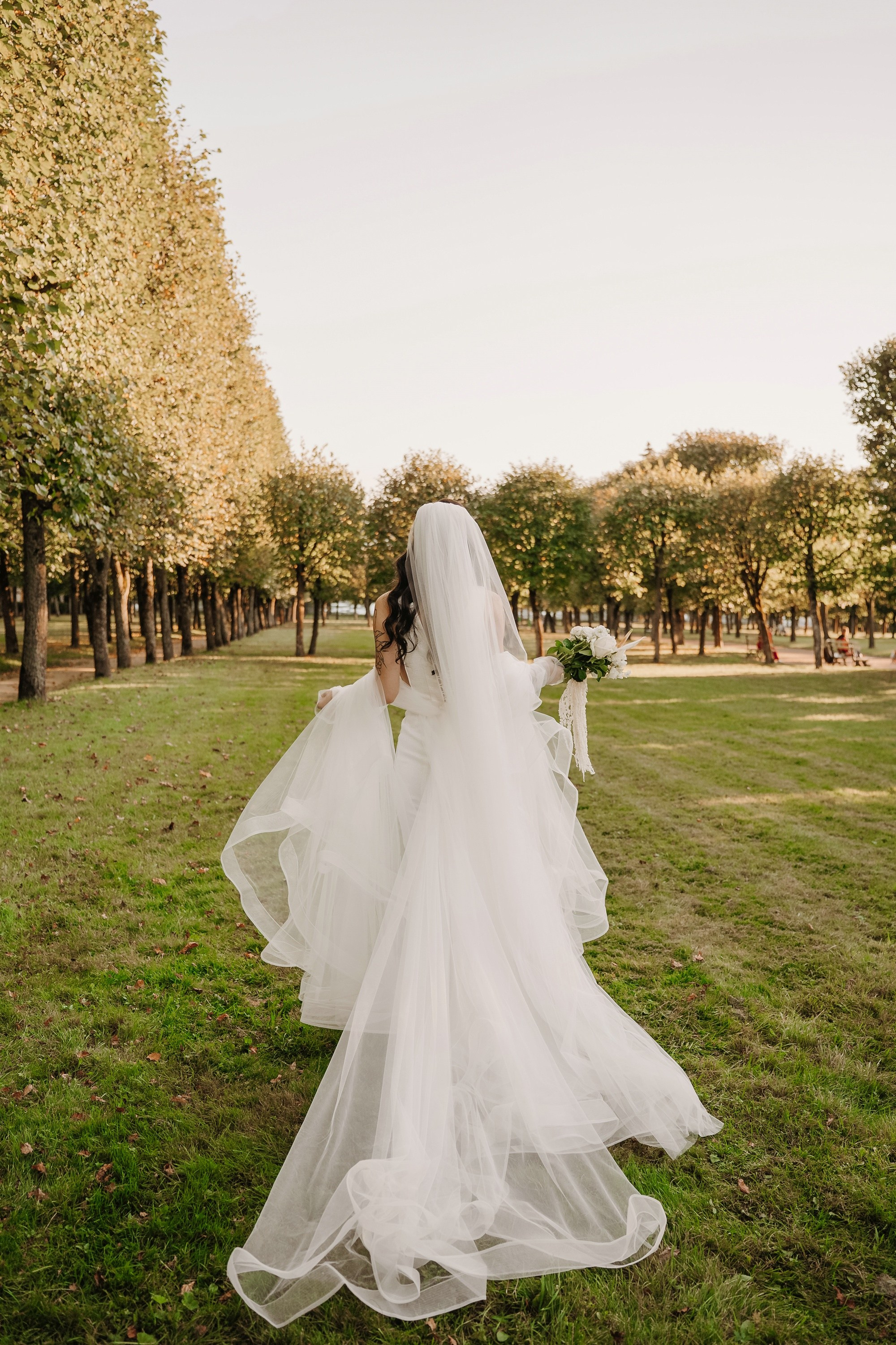 Свадьба в усадьбе Архангельское. Свадебный и семейный фотограф в Москве Светлана Зоткина
