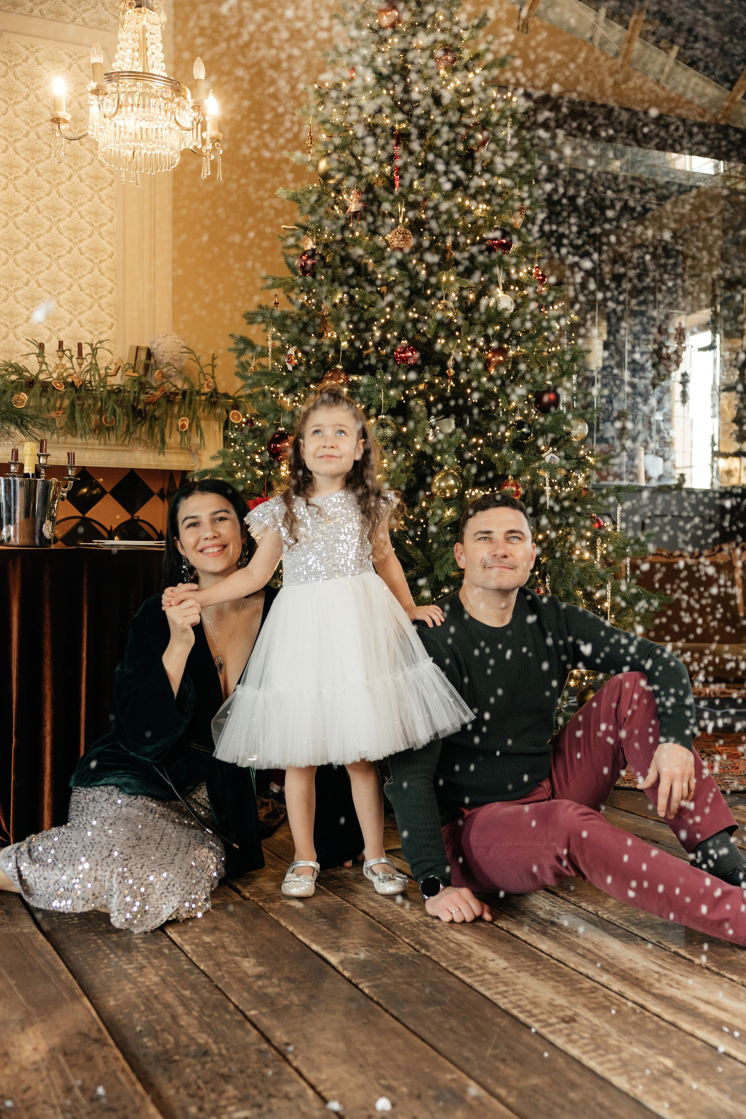 Кирилл, Яна и Алиса (новогодняя). Свадебный и Семейный фотограф Свекрова Ольга