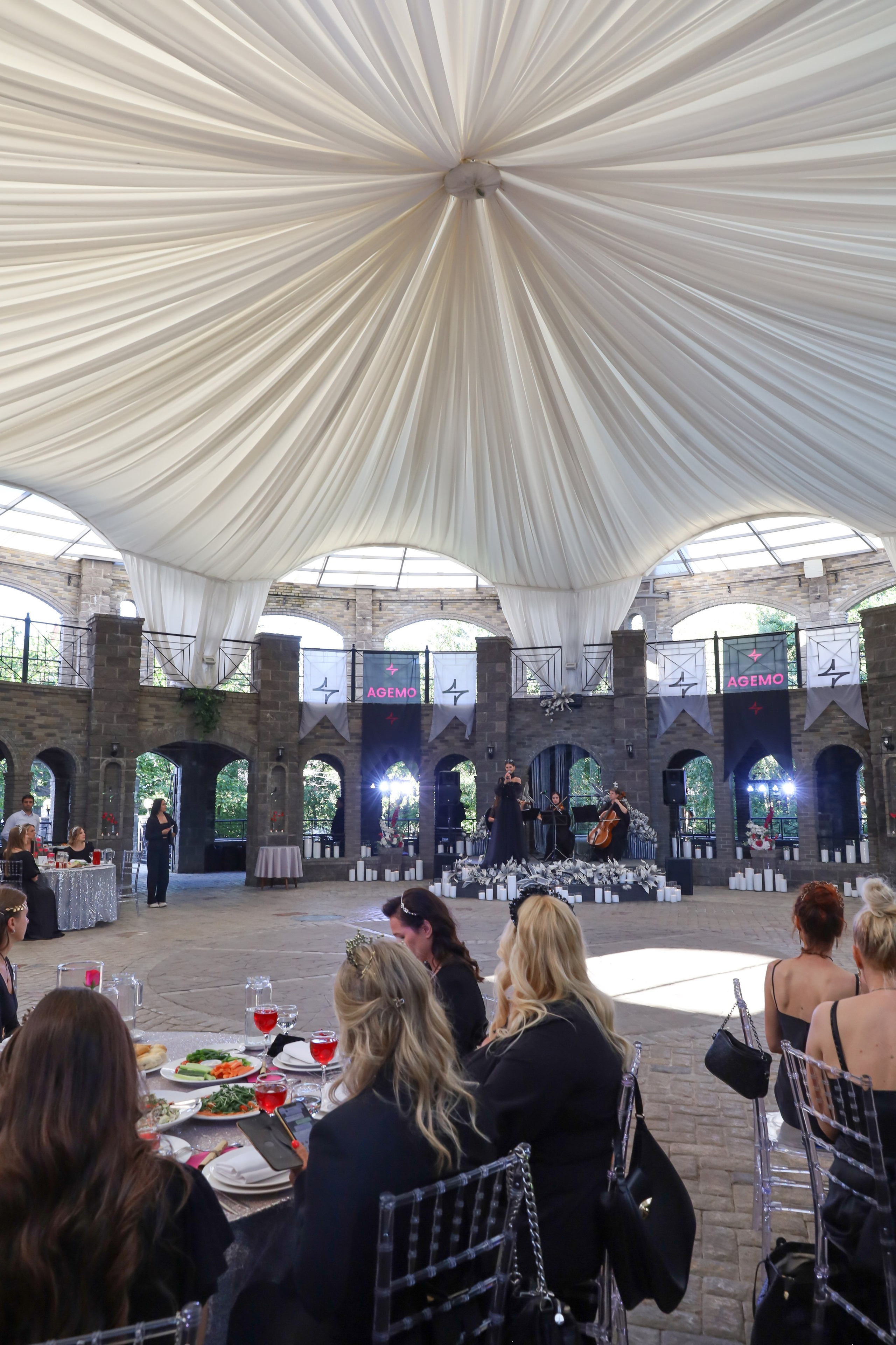 ВЕЧЕРИНКА АКАДЕМИИ AGEMO. Фотограф мероприятий Ирина Каширина