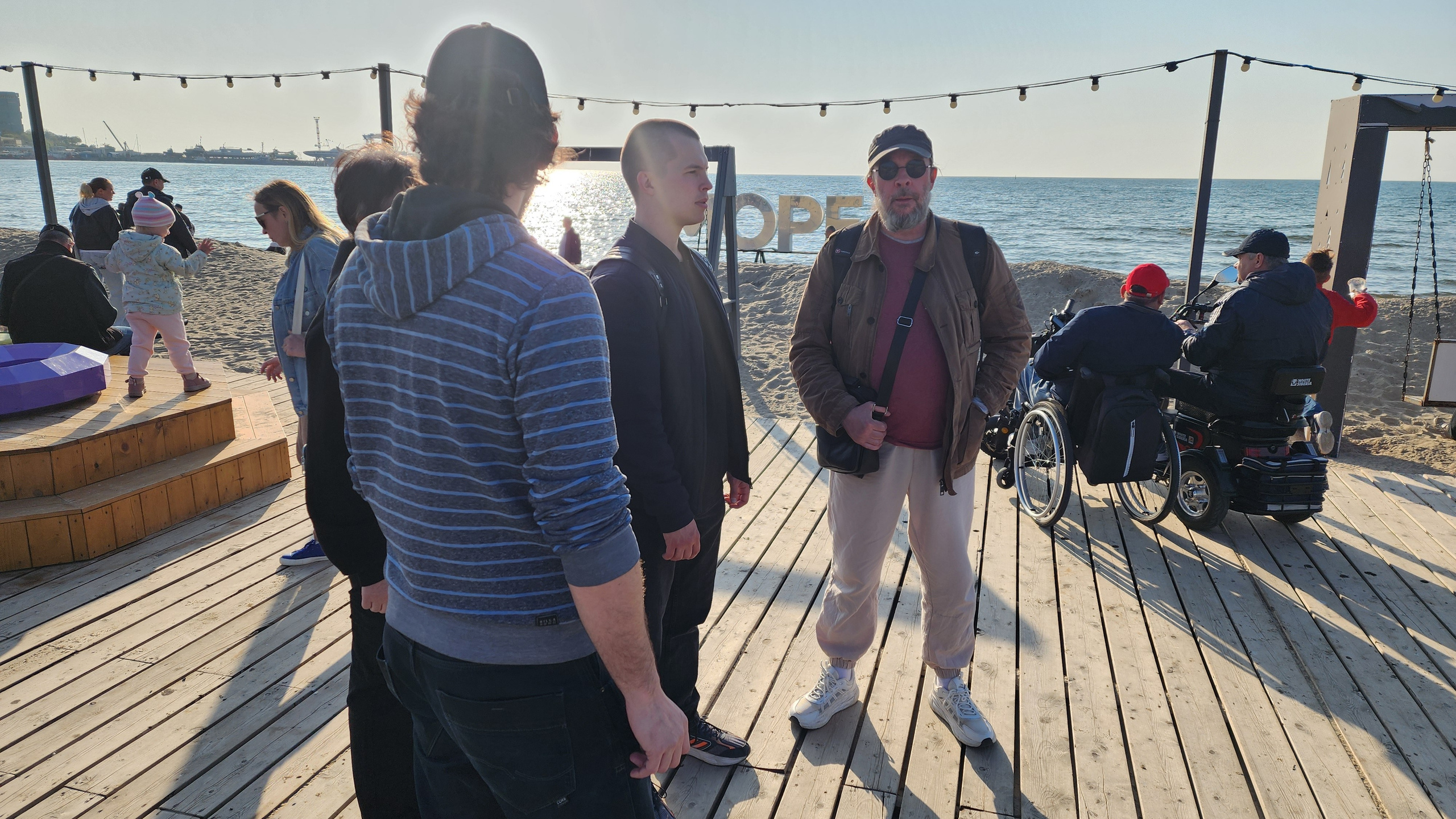 2025-04-24 Анапа: Море. Собор Отрасли