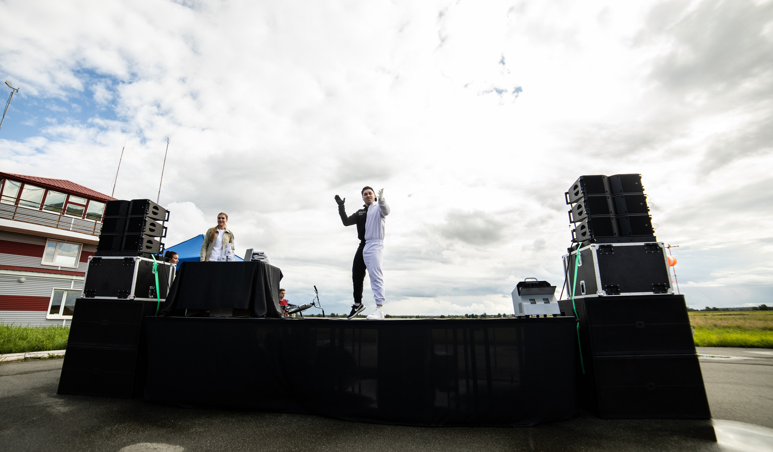 УЗСТ- Корпоративный тимбилдинг на аэродроме. Репортажный и свадебный фотограф в Челябинске Елисеев Павел