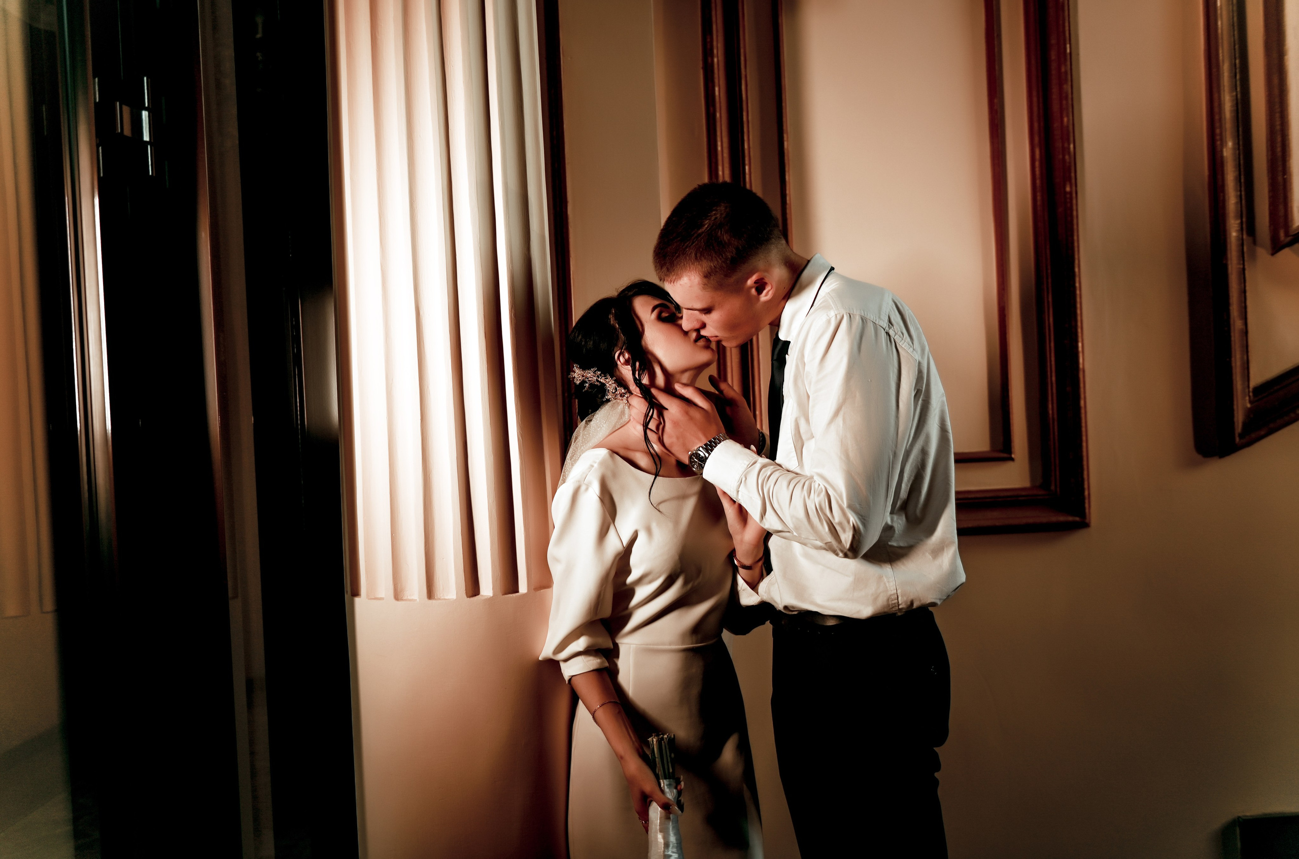 Небольшая часть фото со свадебной съемки Алексея и Даши. Свадебный, семейный, детский, контент фотограф в Омске Максим Ильин