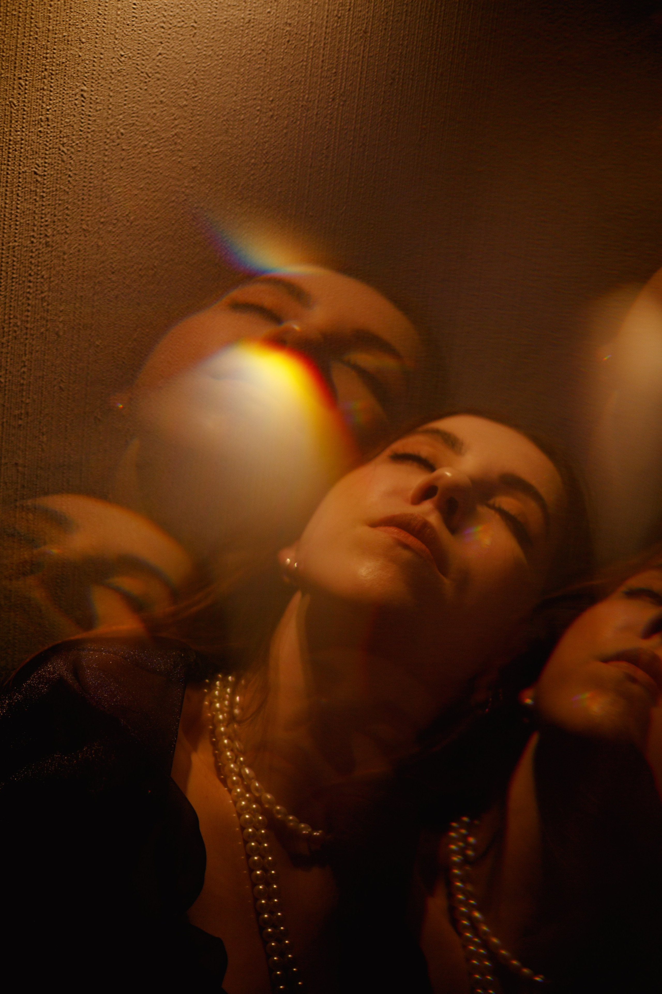 Танцуй. Сюрреализм. Чувственность. Арт-фотограф Крис Л. в Тобольске: портрет, семейные, свадьбы