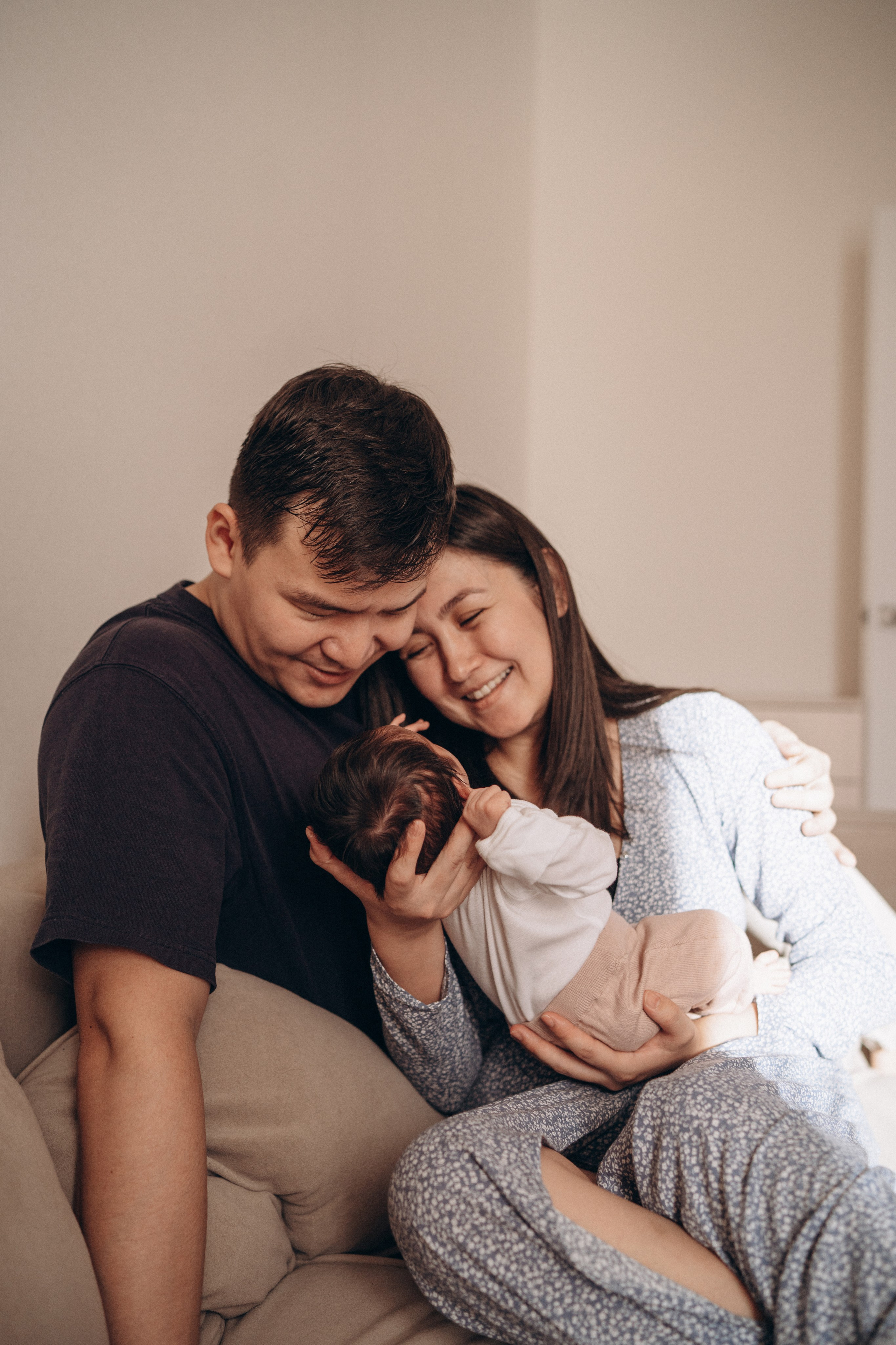 Максат Жибек Корлан (newborn). Надежда Виховская — семейный фотограф в Астане