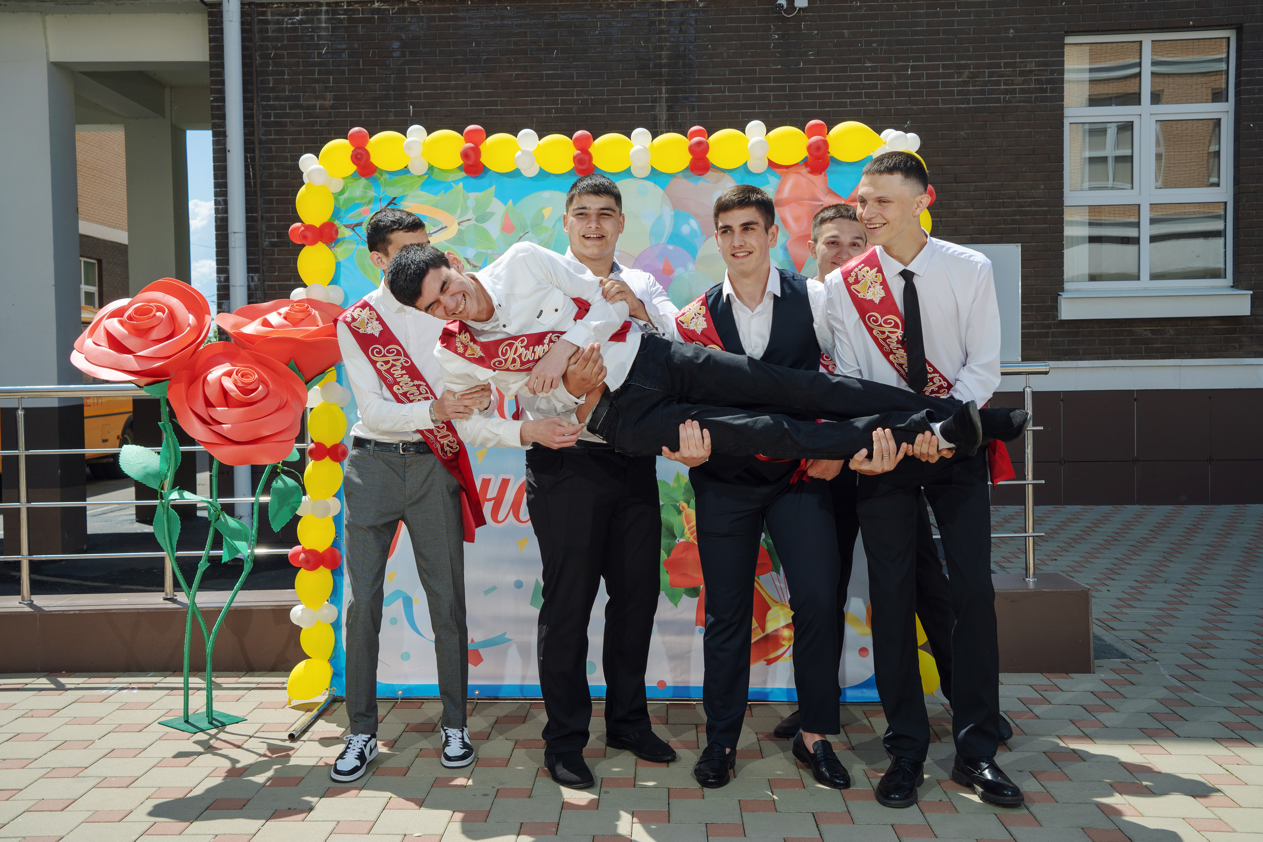 Последний звонок и вручение аттестатов 2022