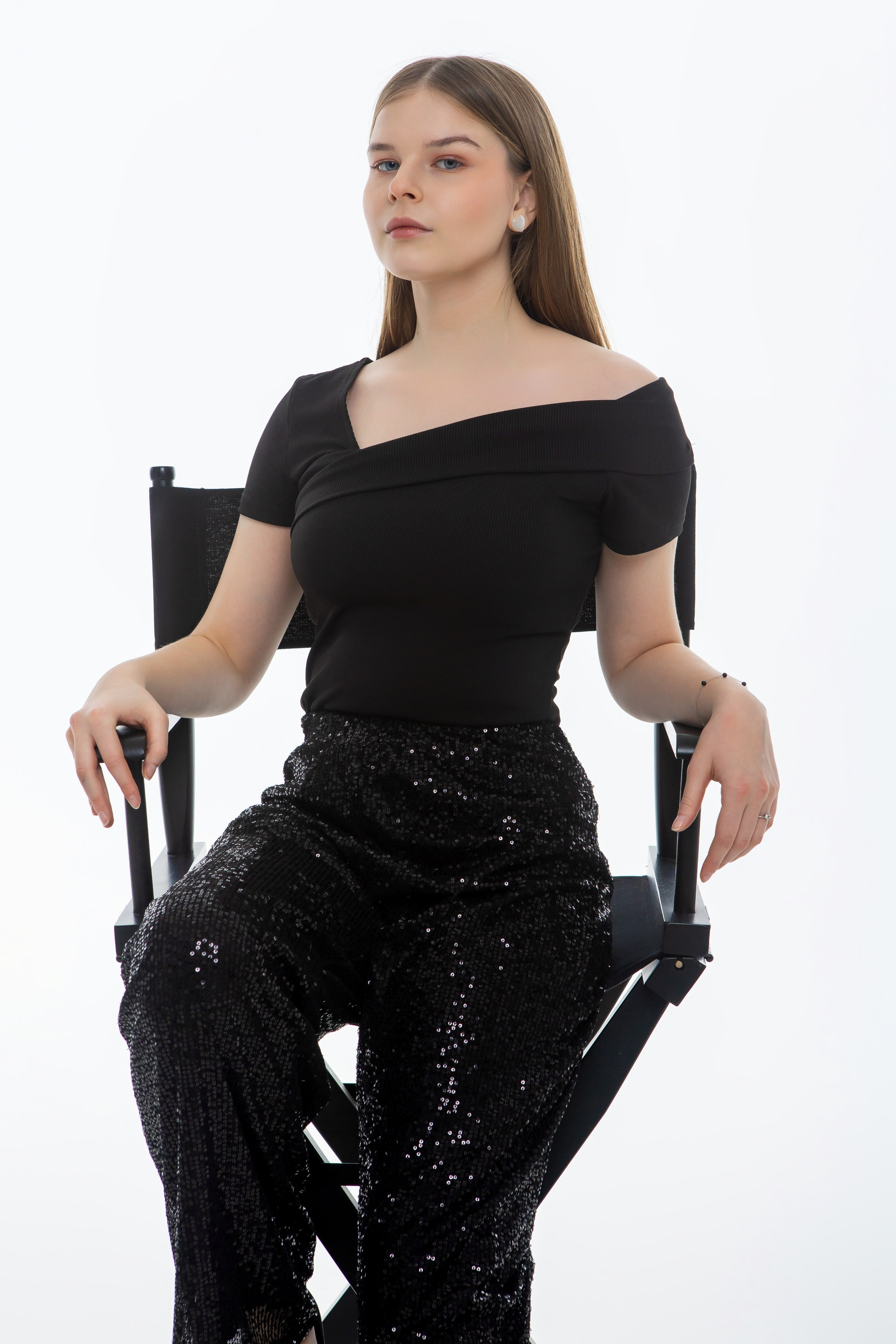 Студия Гимназия 12 11 А 2024 г. Свадебный и портретный Фотограф в Липецке Дмитрий Котюков