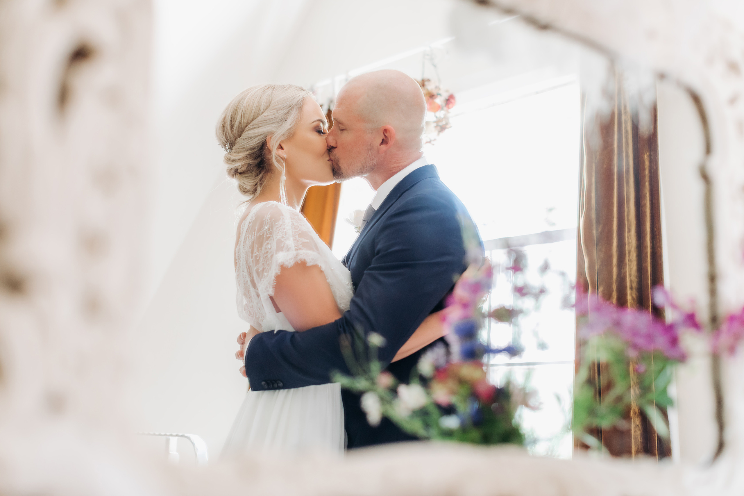 Wedding photographer in Tbilisi & Saint-Petersburg (Spb). Destination wedding photographer Peter Letu