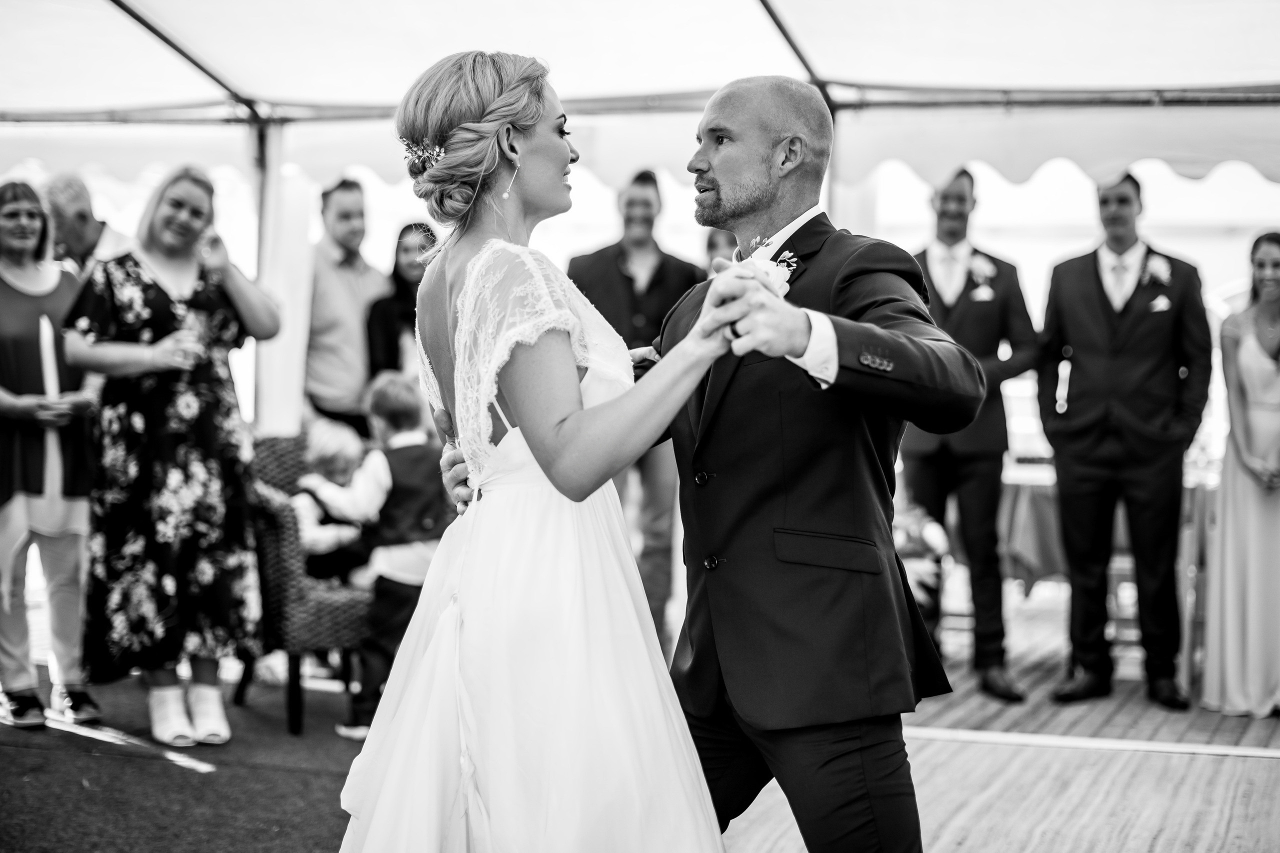 Wedding photographer in Tbilisi & Saint-Petersburg (Spb). Destination wedding photographer Peter Letu