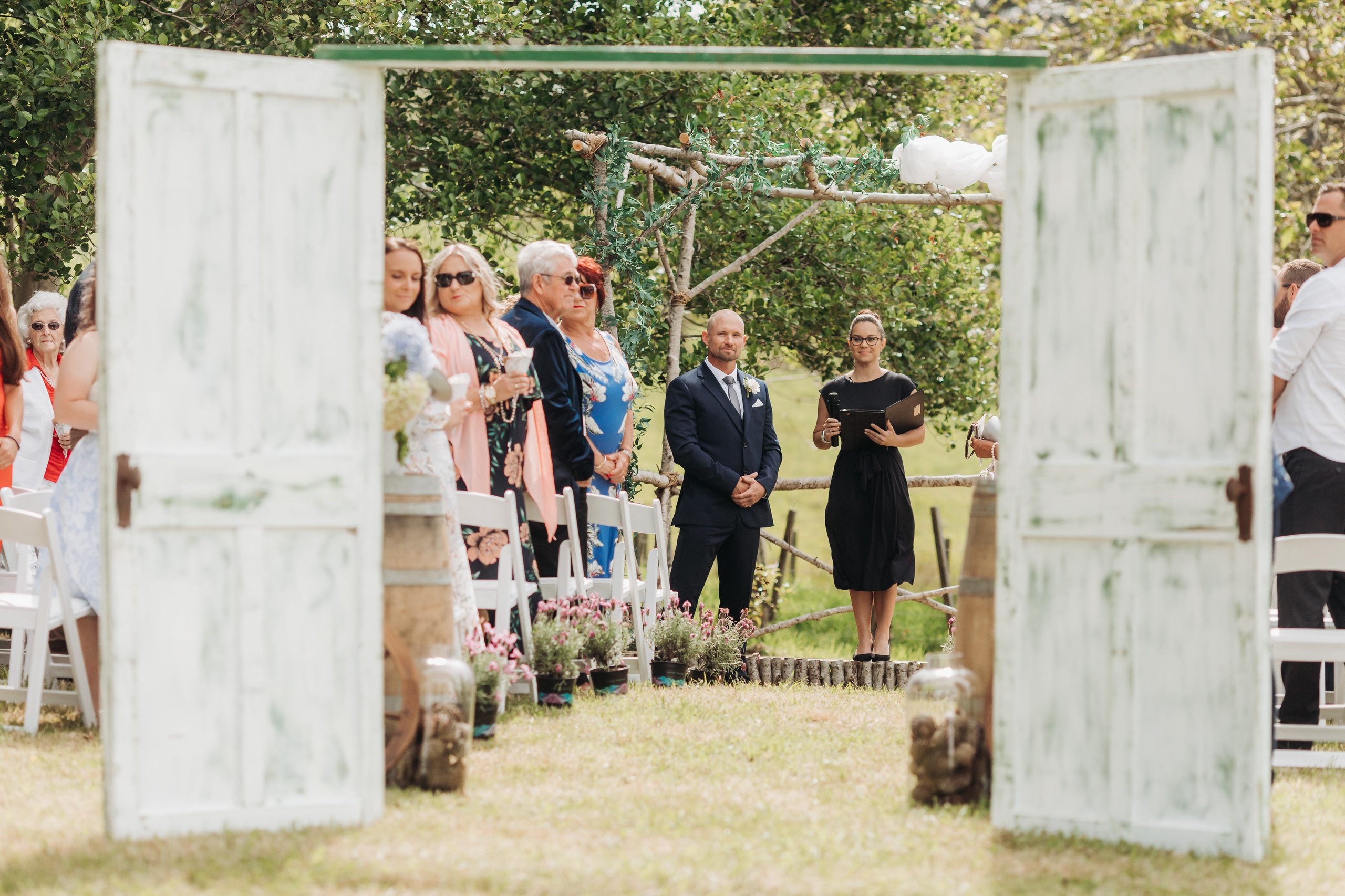 Wedding photographer in Tbilisi & Saint-Petersburg (Spb). Destination wedding photographer Peter Letu