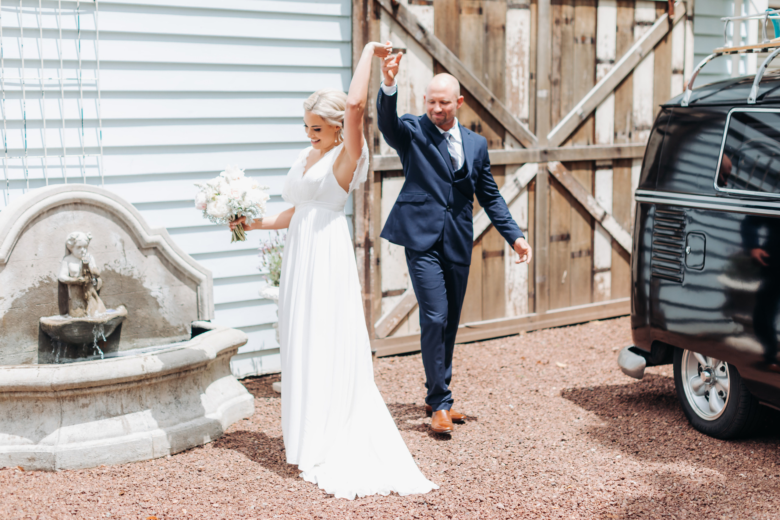 Wedding photographer in Tbilisi & Saint-Petersburg (Spb). Destination wedding photographer Peter Letu