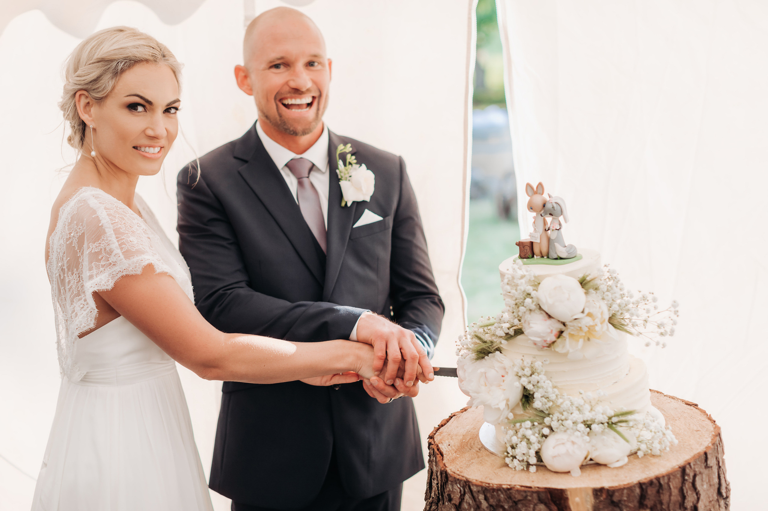 Wedding photographer in Tbilisi & Saint-Petersburg (Spb). Destination wedding photographer Peter Letu