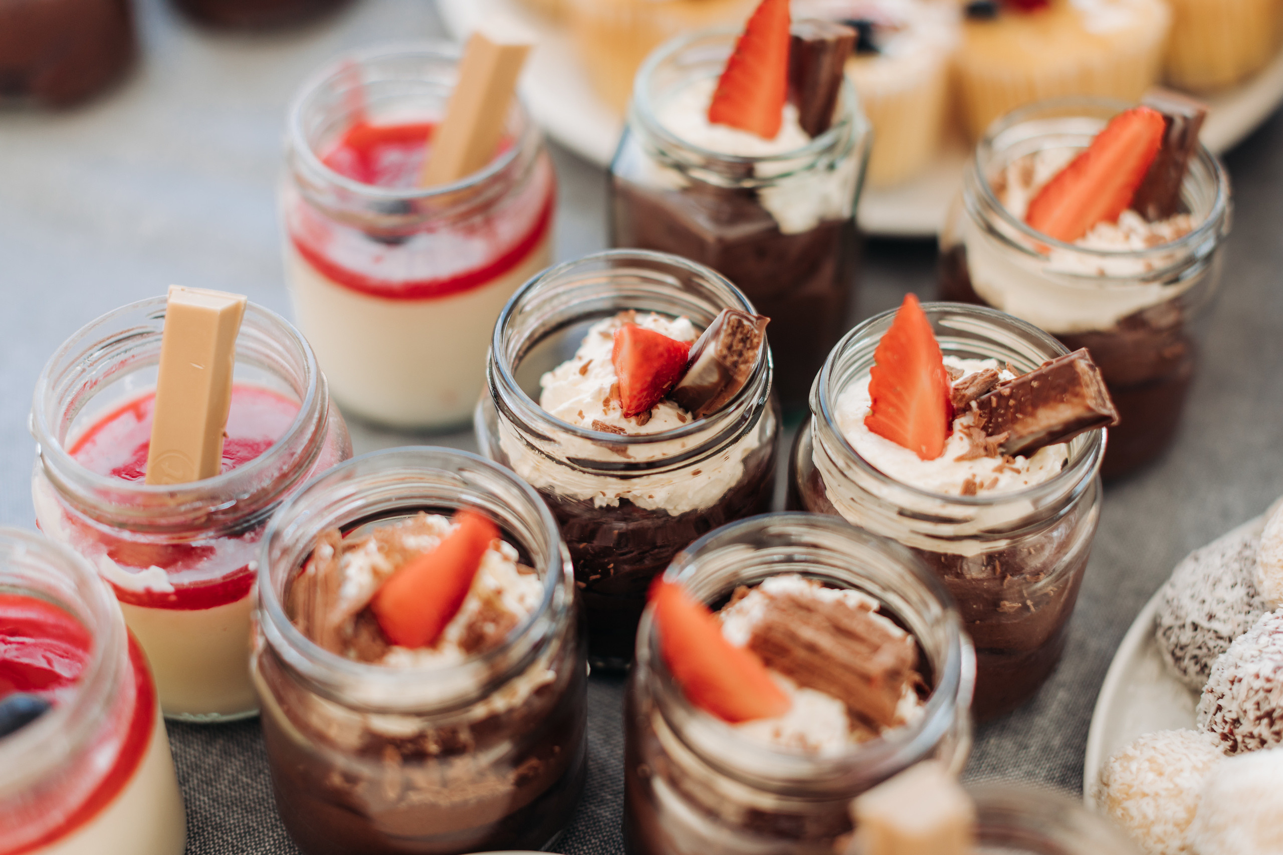 Wedding photographer in Tbilisi & Saint-Petersburg (Spb). Destination wedding photographer Peter Letu