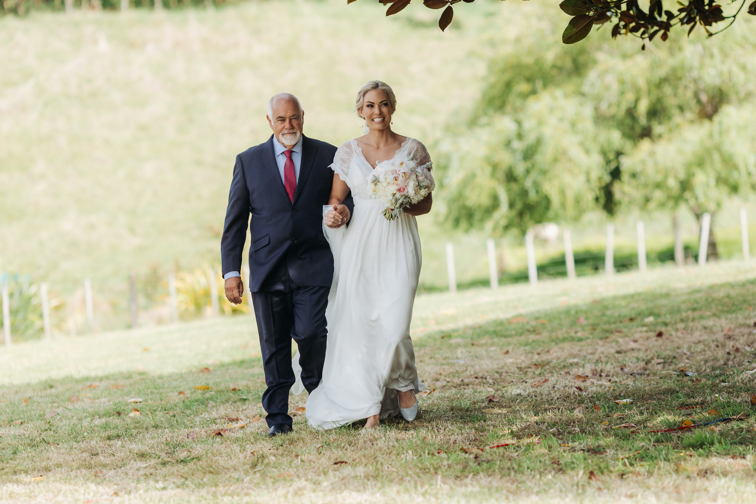 Wedding photographer in Tbilisi & Saint-Petersburg (Spb). Destination wedding photographer Peter Letu