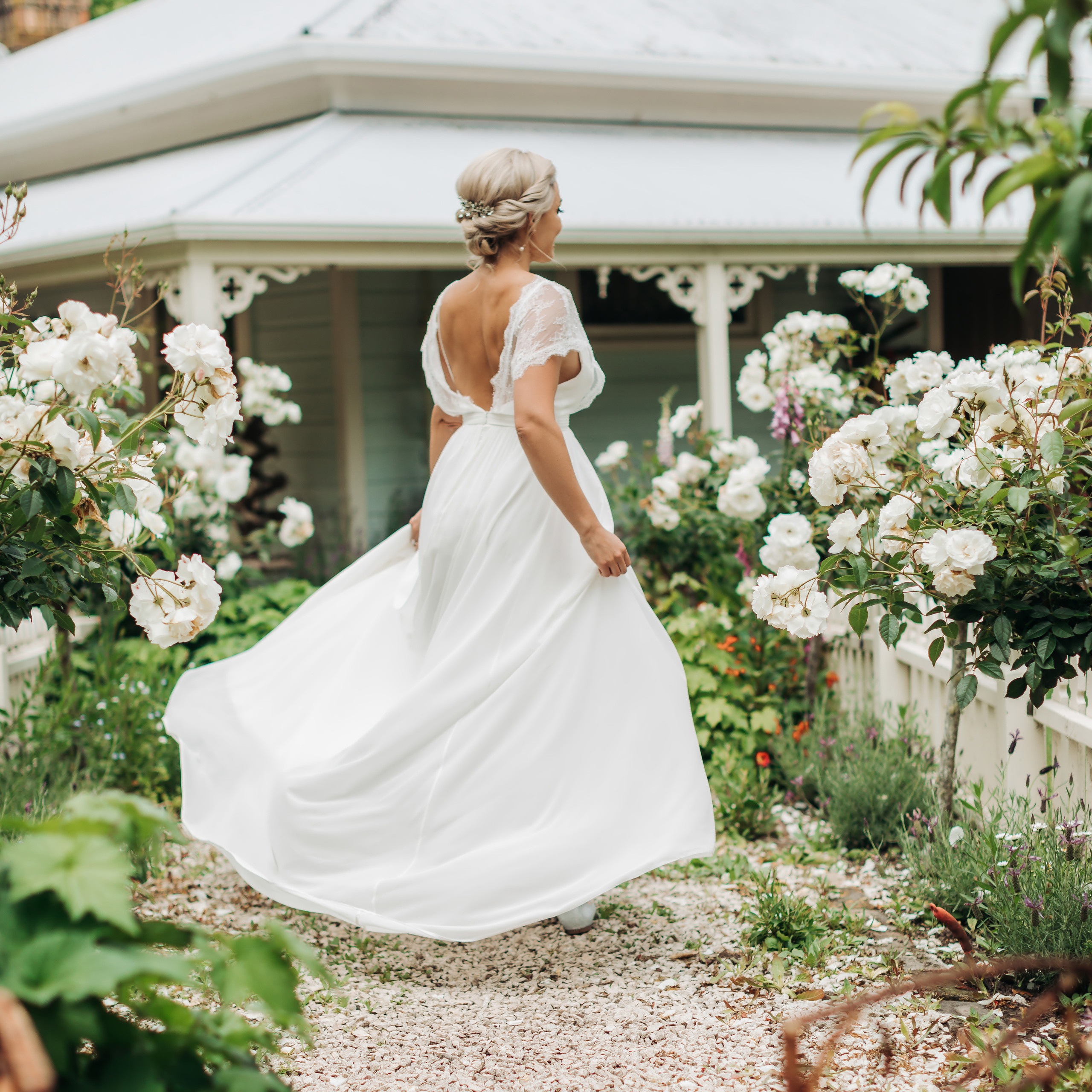 Wedding photographer in Tbilisi & Saint-Petersburg (Spb). Destination wedding photographer Peter Letu