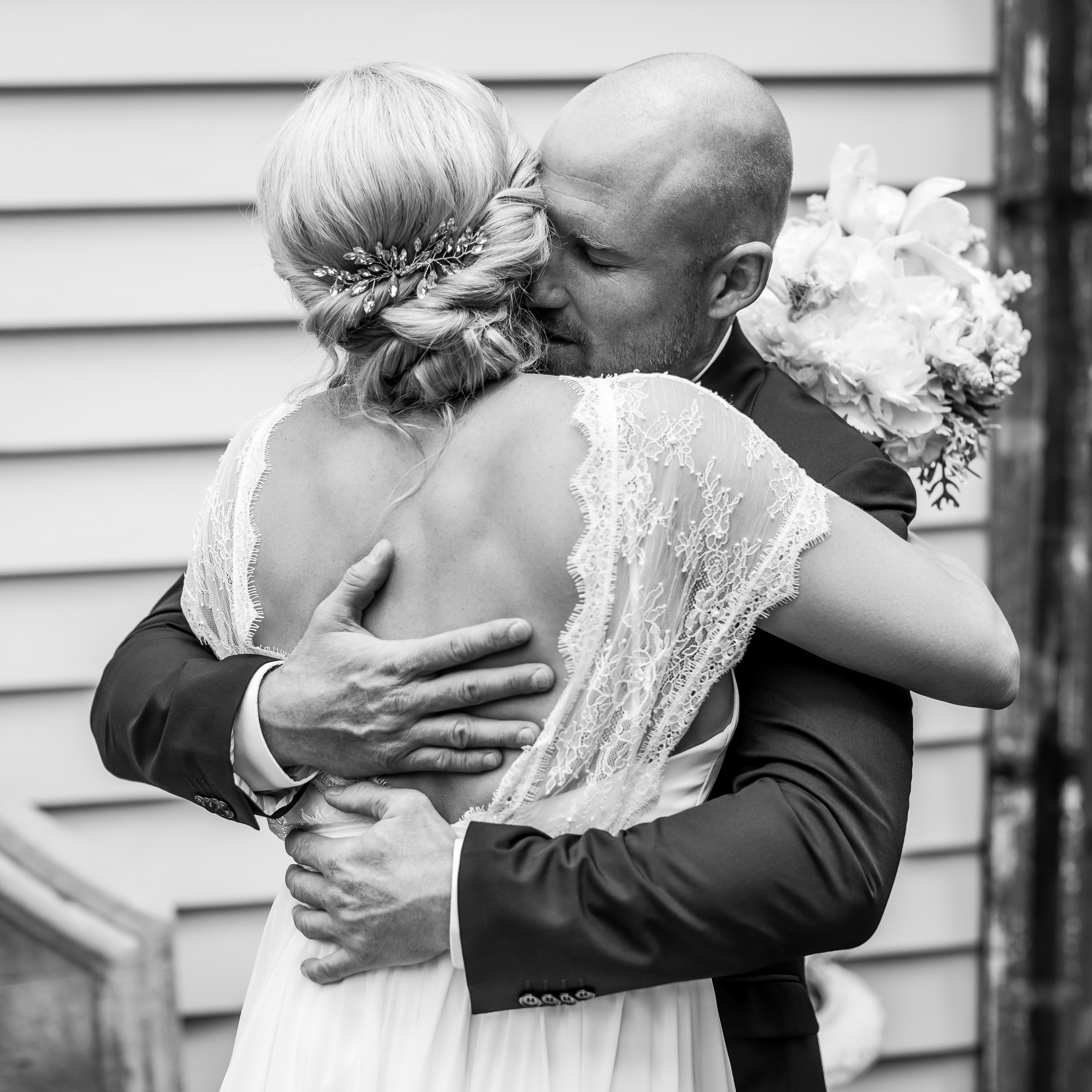 Wedding photographer in Tbilisi & Saint-Petersburg (Spb). Destination wedding photographer Peter Letu