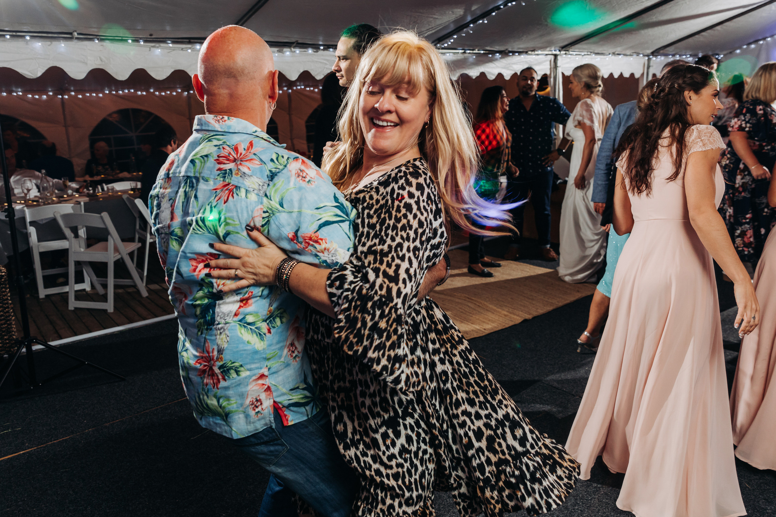 Wedding photographer in Tbilisi & Saint-Petersburg (Spb). Destination wedding photographer Peter Letu