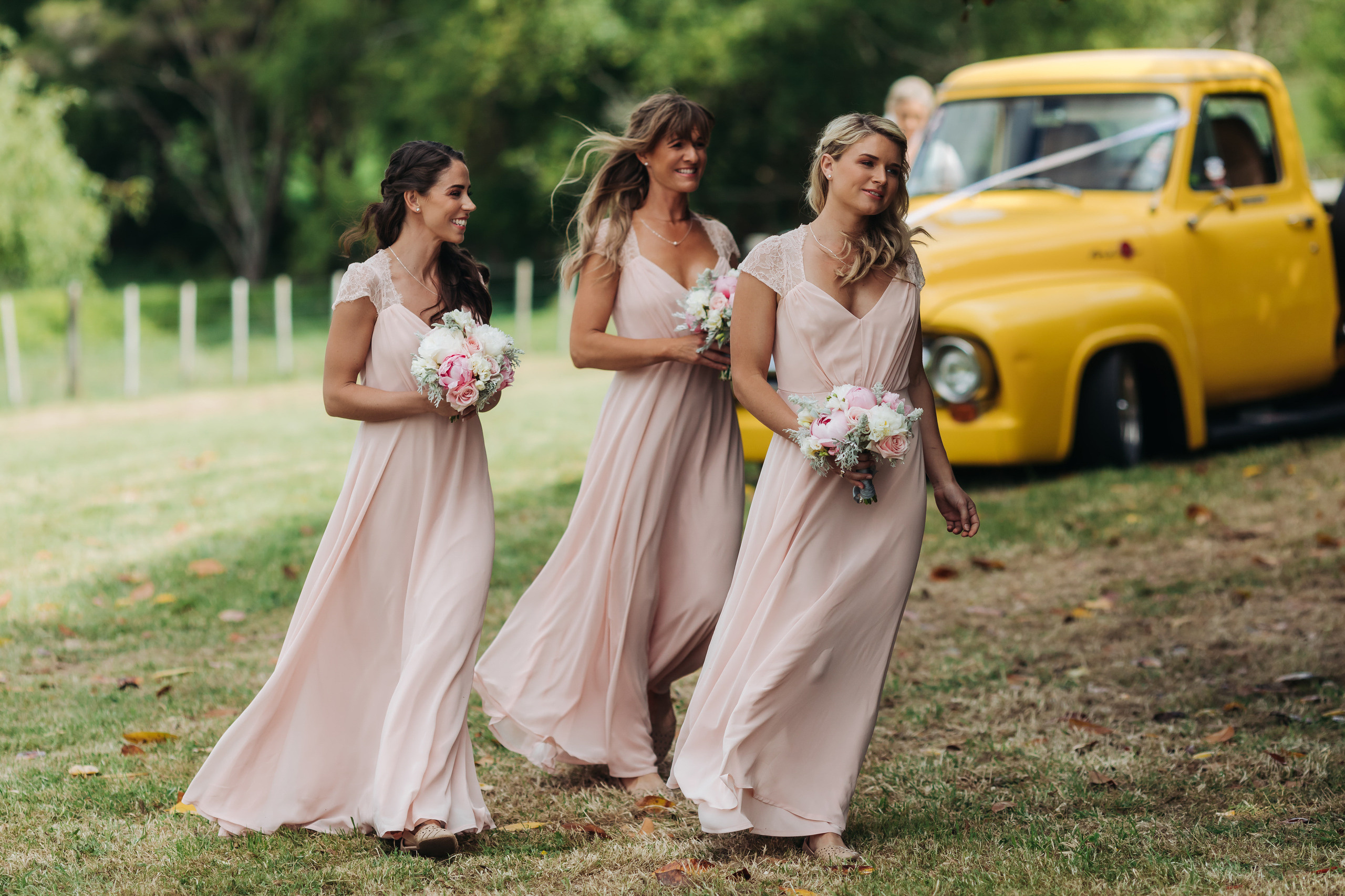 Wedding photographer in Tbilisi & Saint-Petersburg (Spb). Destination wedding photographer Peter Letu