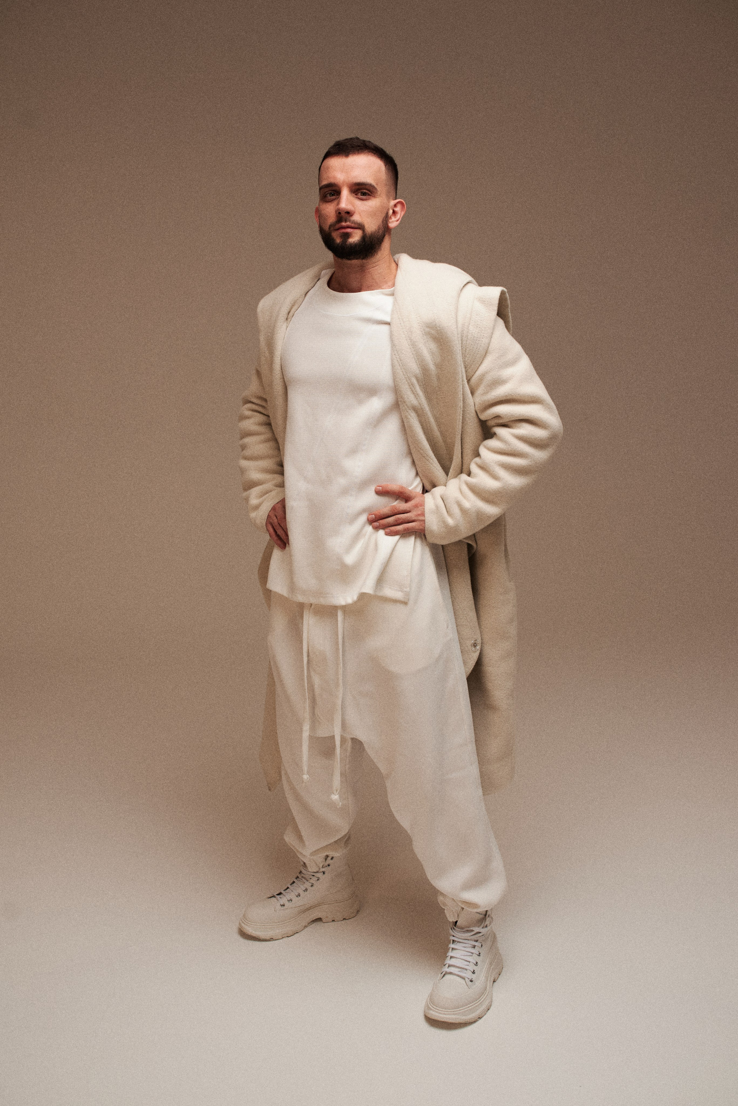 Платон, кинезеолог. Ульяна Сёмина, фотограф, Москва